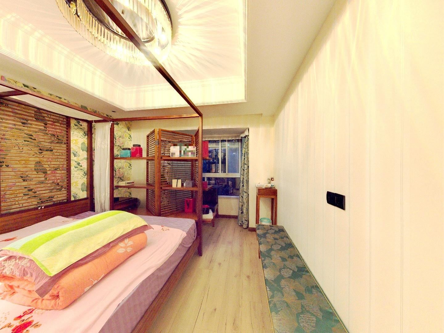尚海城 3室2厅2卫 131.00m&sup2;