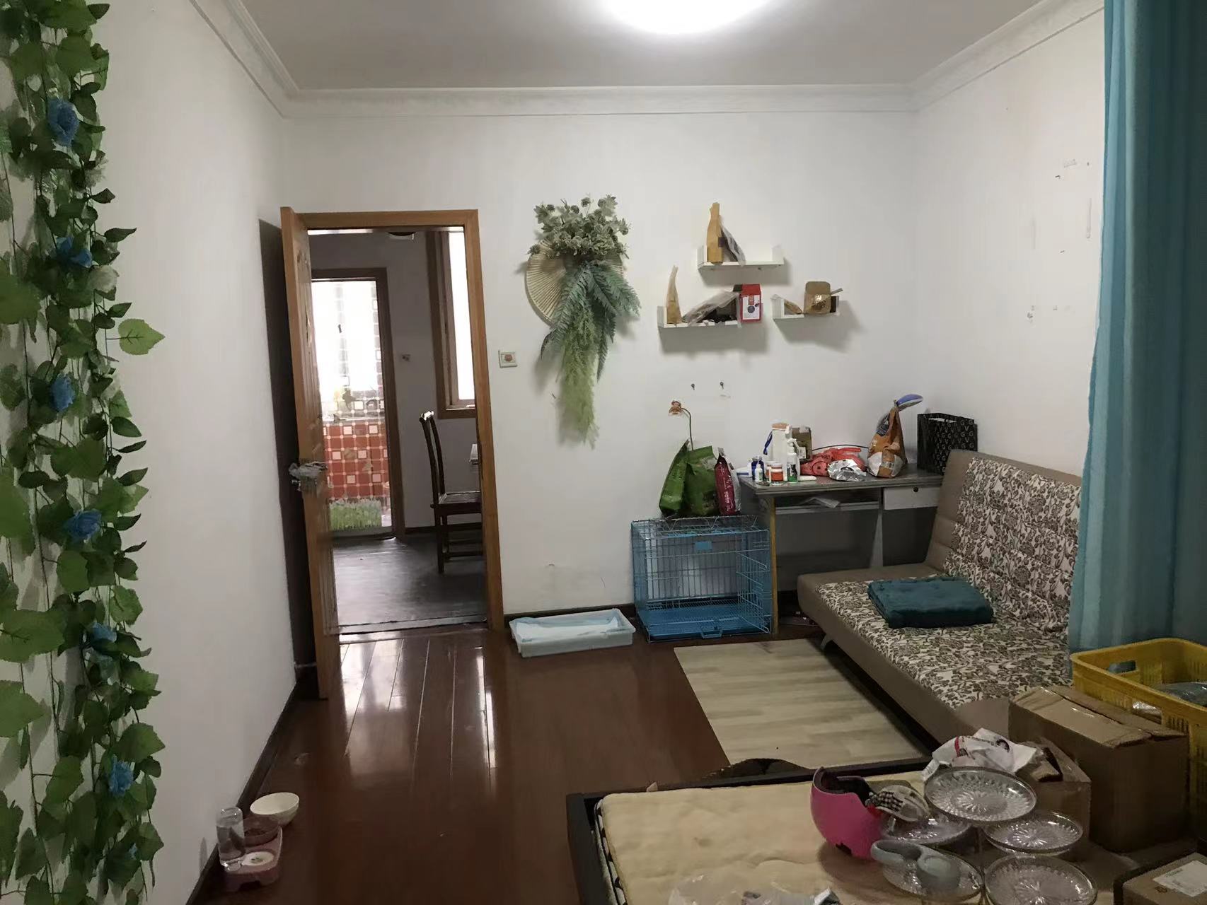 城港新村 2室1厅1卫 65m&sup2;