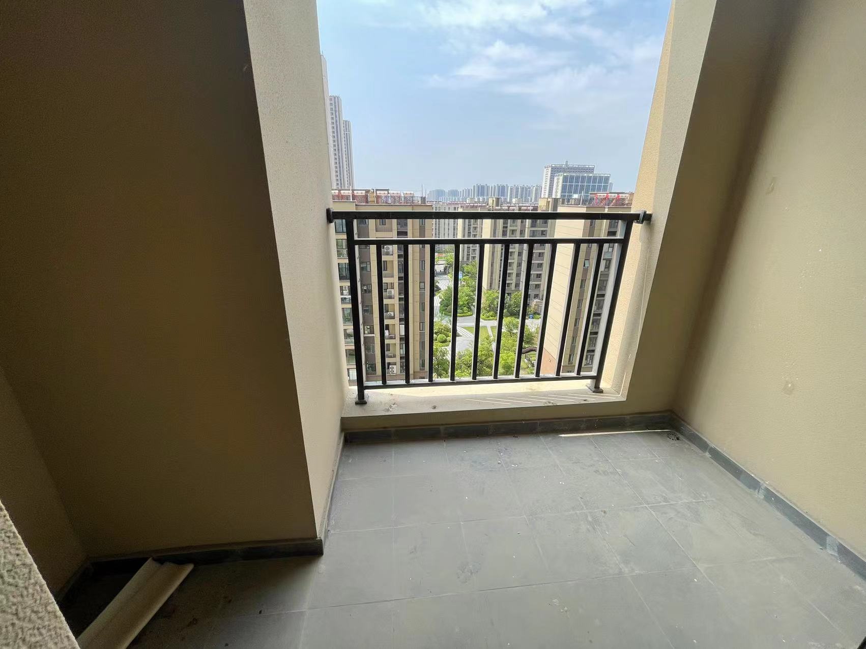 富力院士廷 4室2厅2卫 171m&sup2;