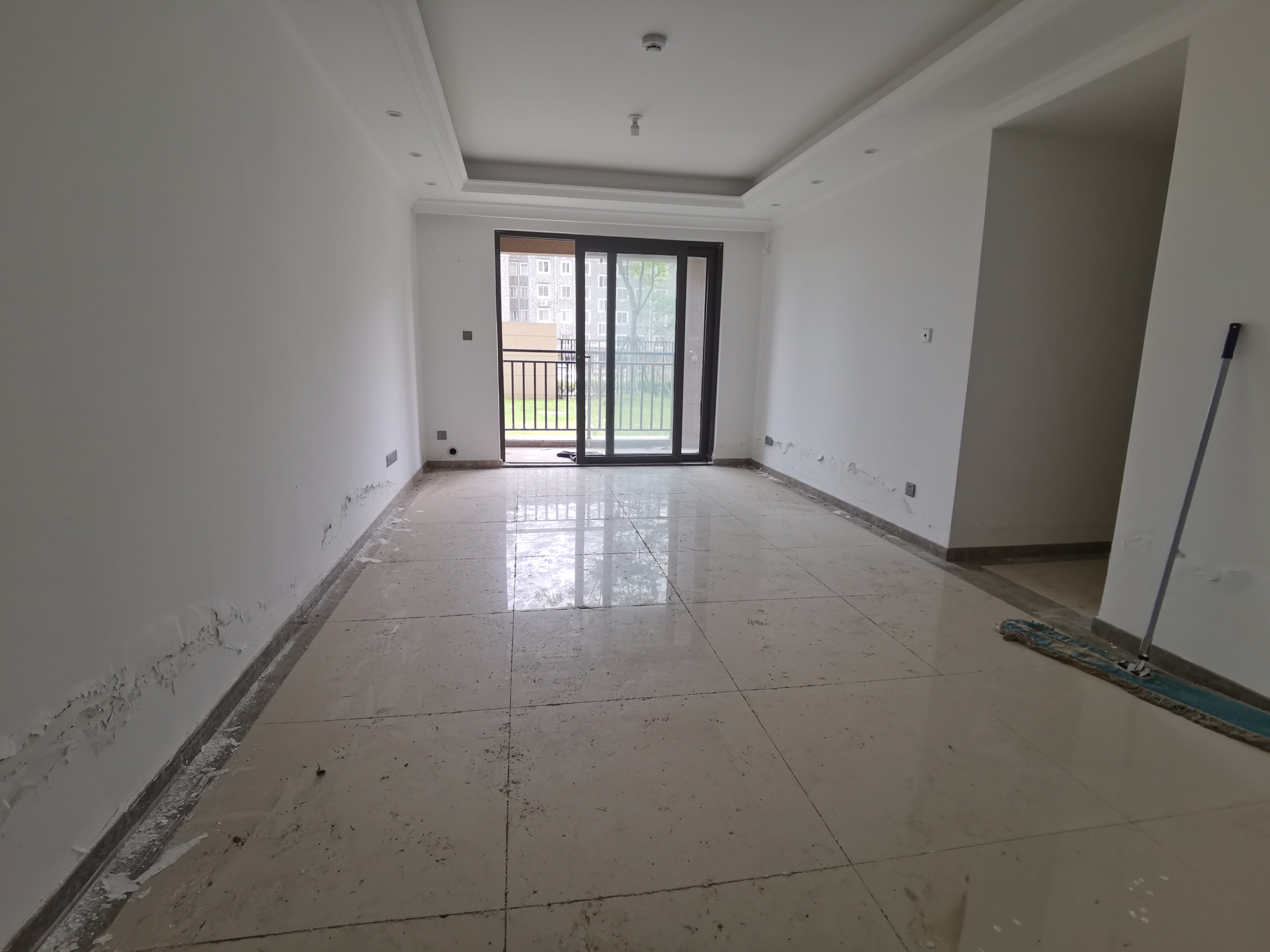 富力院士廷 3室2厅2卫 109m&sup2;