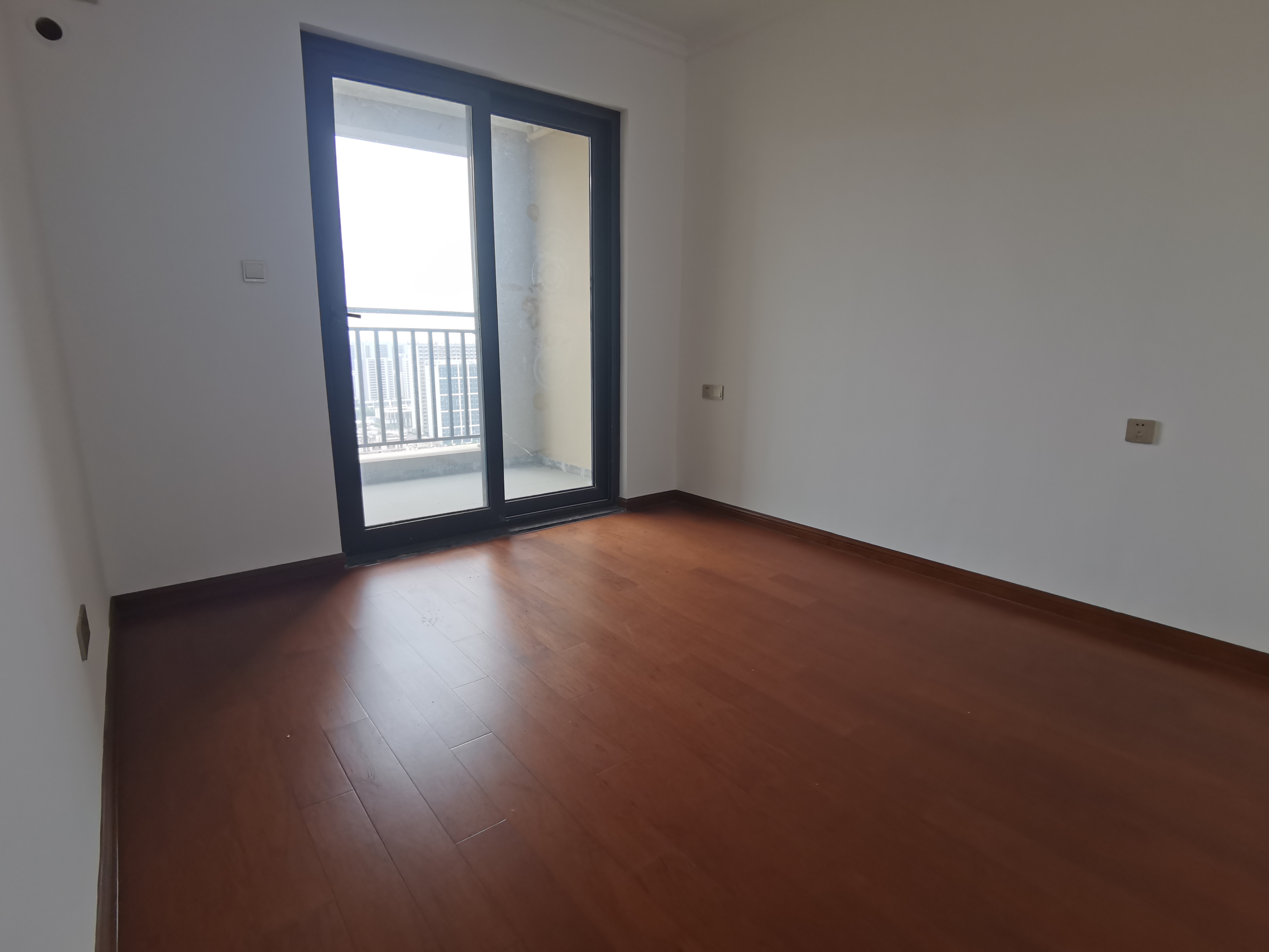 富力院士廷 4室2厅2卫 171m&sup2;