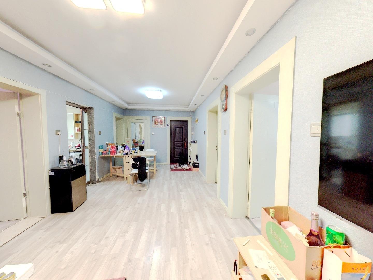 教育新村 3室1厅1卫 91.2m&sup2;