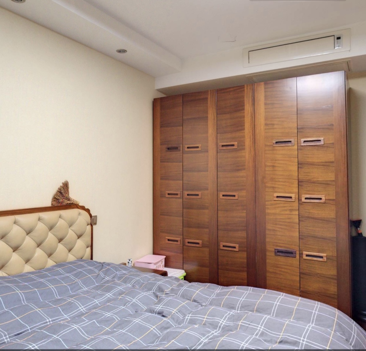 东景新城 3室2厅2卫 135.00m&sup2;