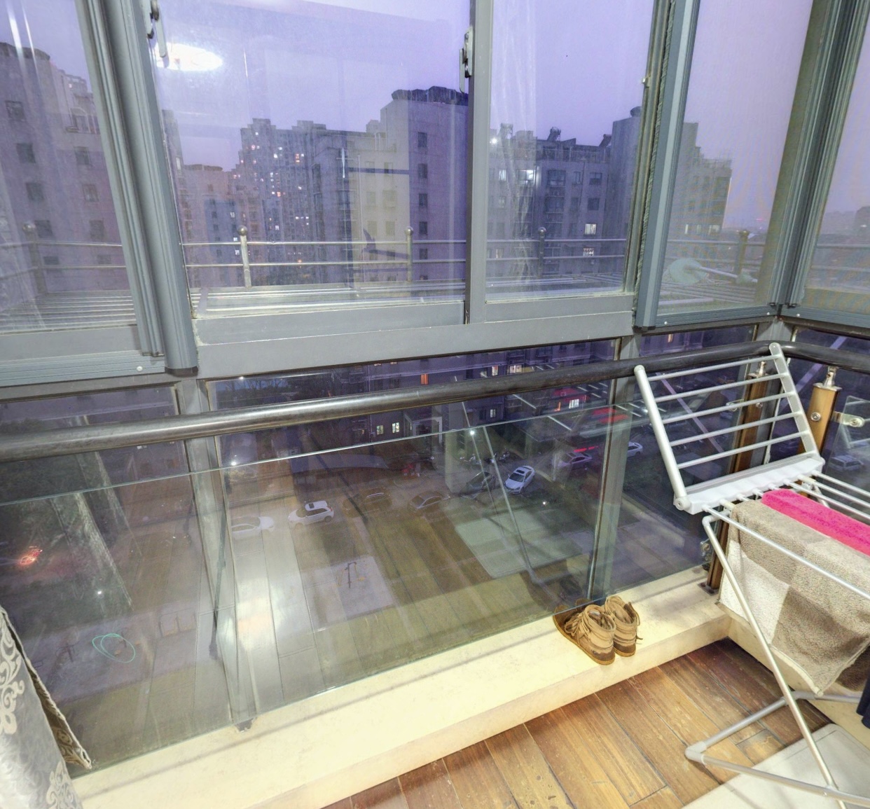 东景新城 3室2厅2卫 135.00m&sup2;
