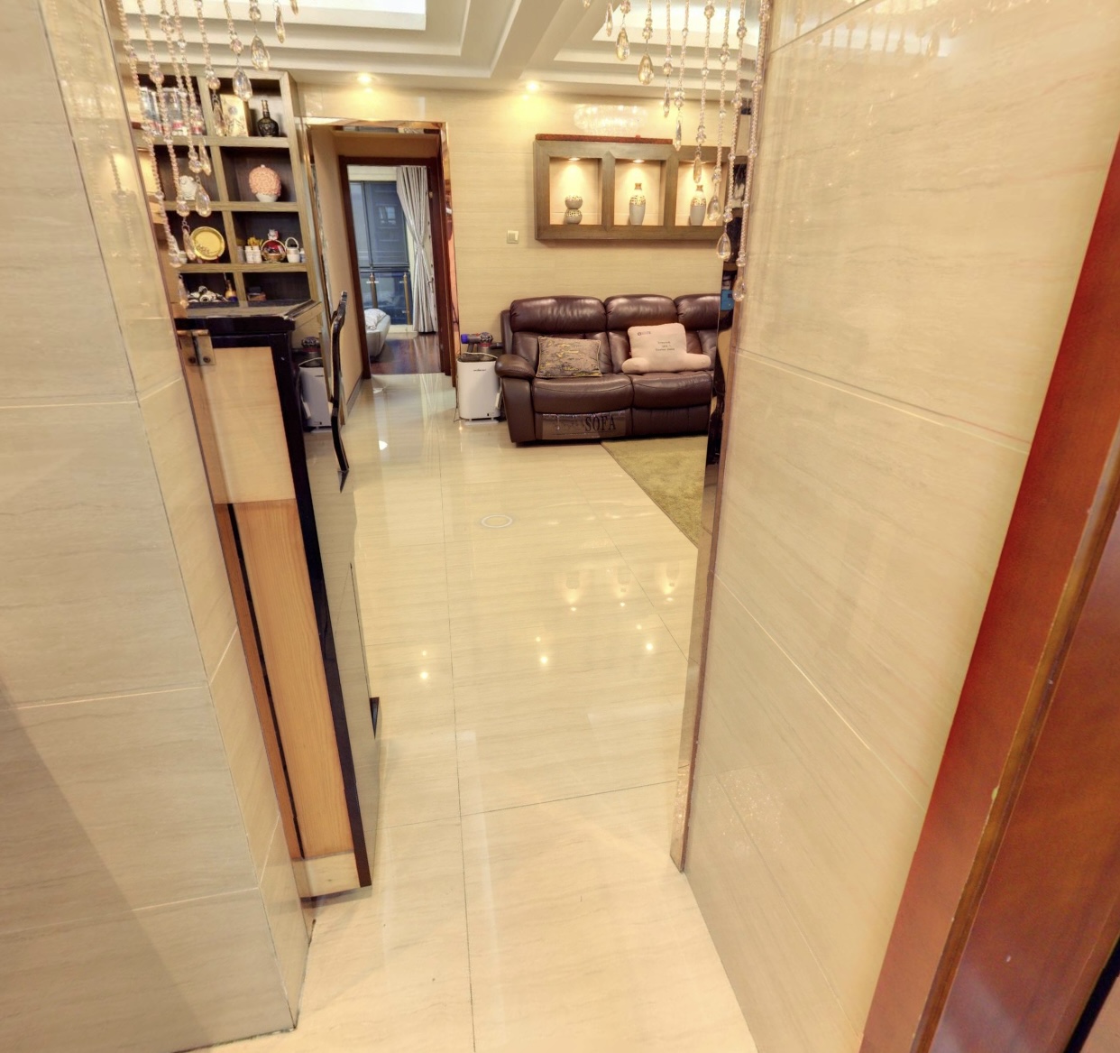 东景新城 3室2厅2卫 135.00m&sup2;