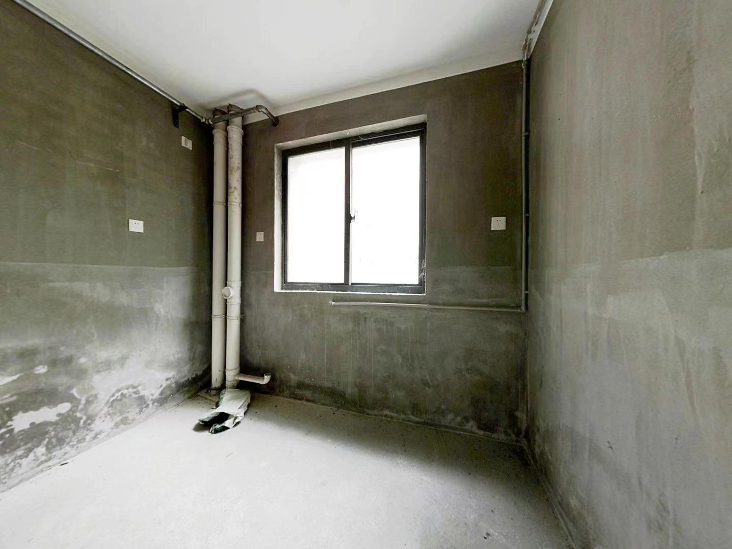 中港城世家 4室2厅2卫 161m&sup2;