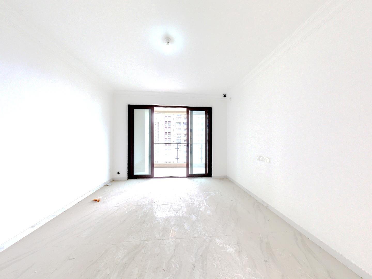 碧桂园时代悦城 3室2厅2卫 114m&sup2;