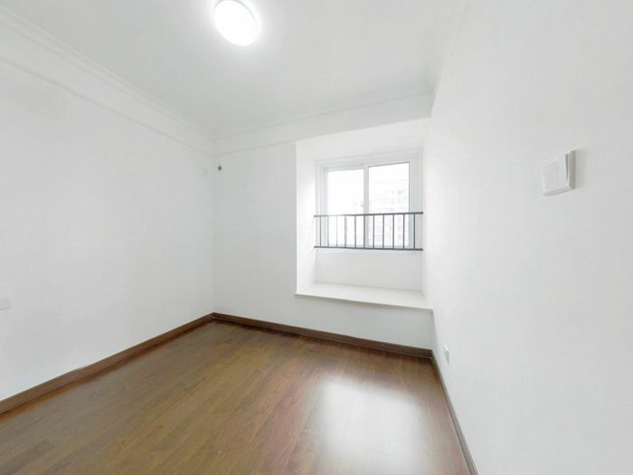 中海碧林湾 4室2厅2卫 128m&sup2;