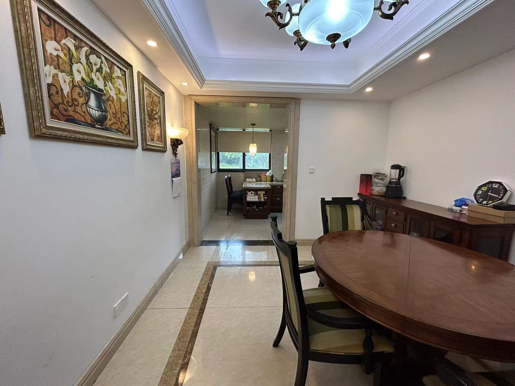 万濠华府 3室2厅2卫 156m²