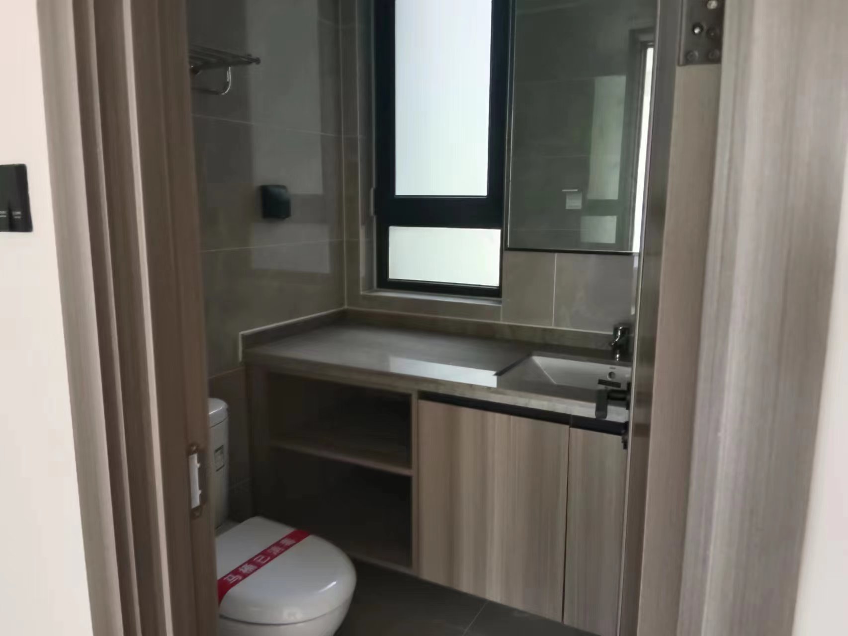 湖山源著 2室2厅2卫 99m&sup2;