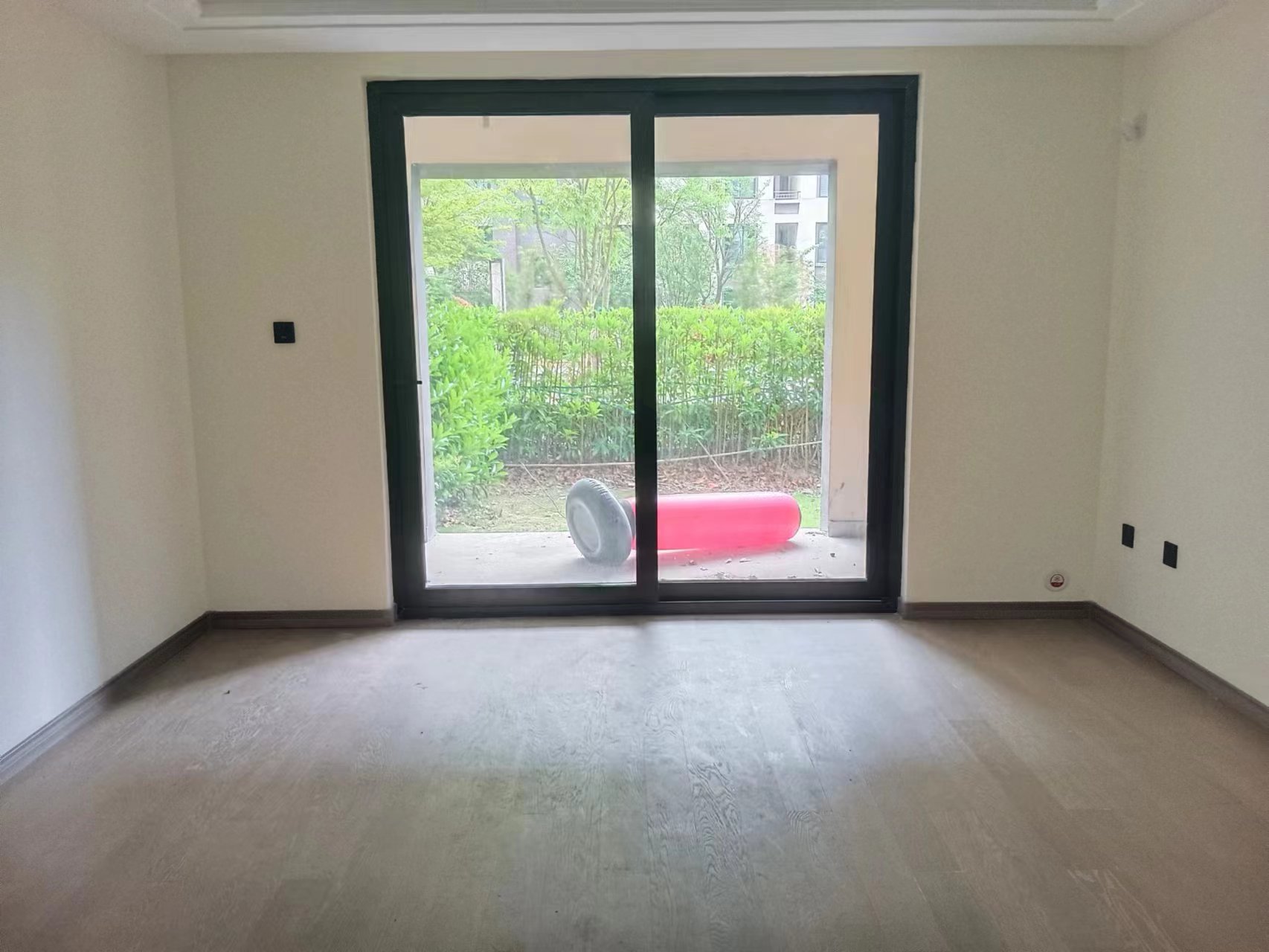 湖山源著 2室2厅2卫 99m&sup2;