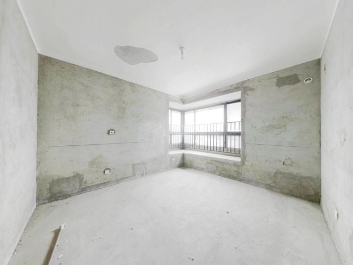 保利香槟国际 4室2厅2卫 150m&sup2;