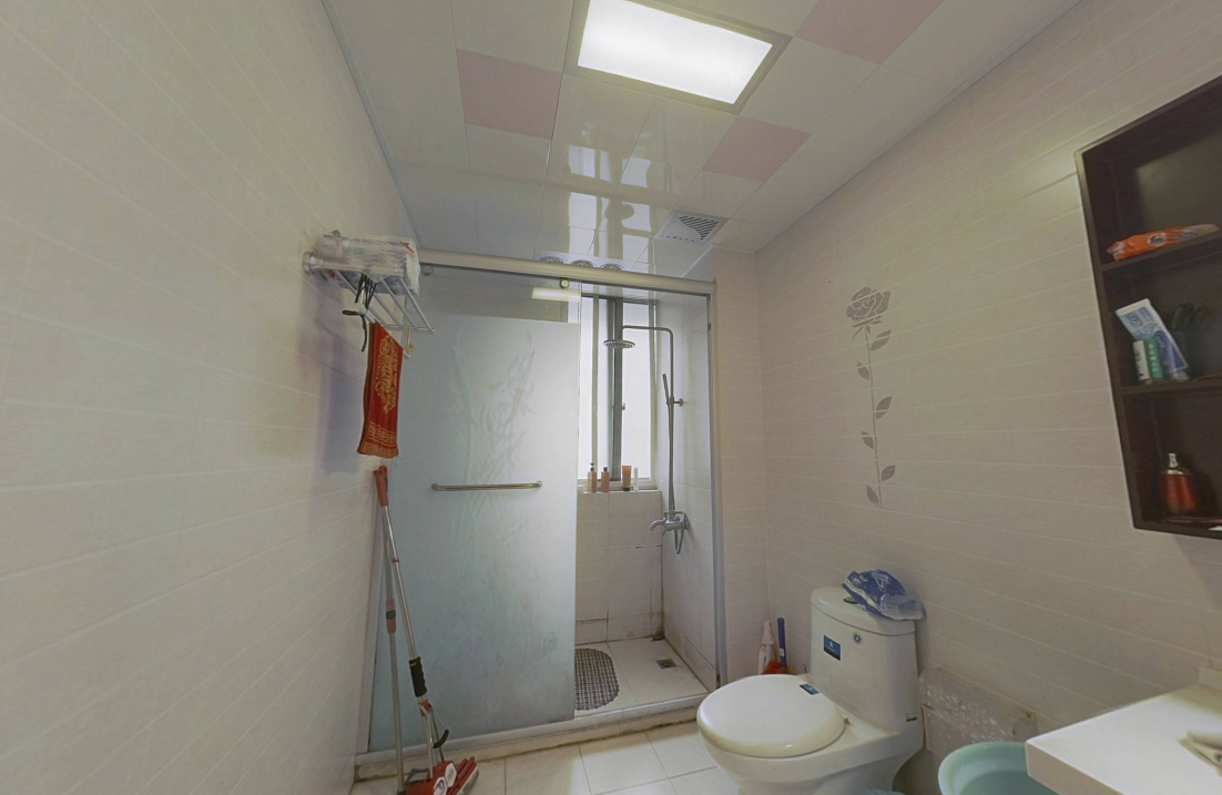 北山花苑 3室2厅2卫 121.47m&sup2;