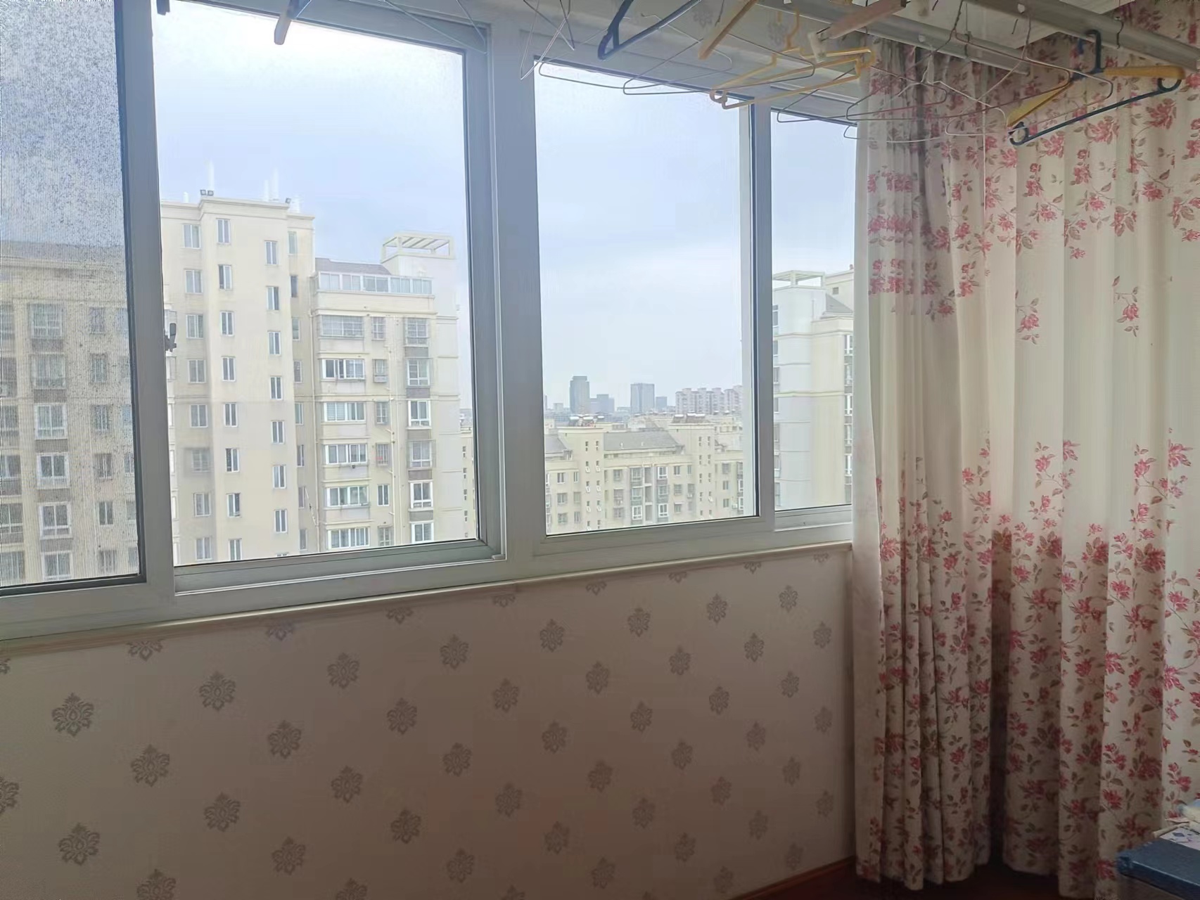 天晖苑 3室2厅1卫 105m&sup2;
