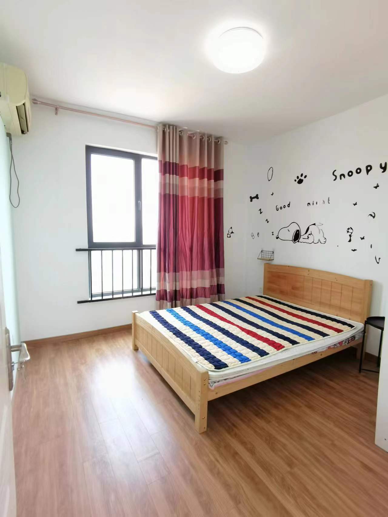 翠园 3室2厅2卫 135m&sup2;