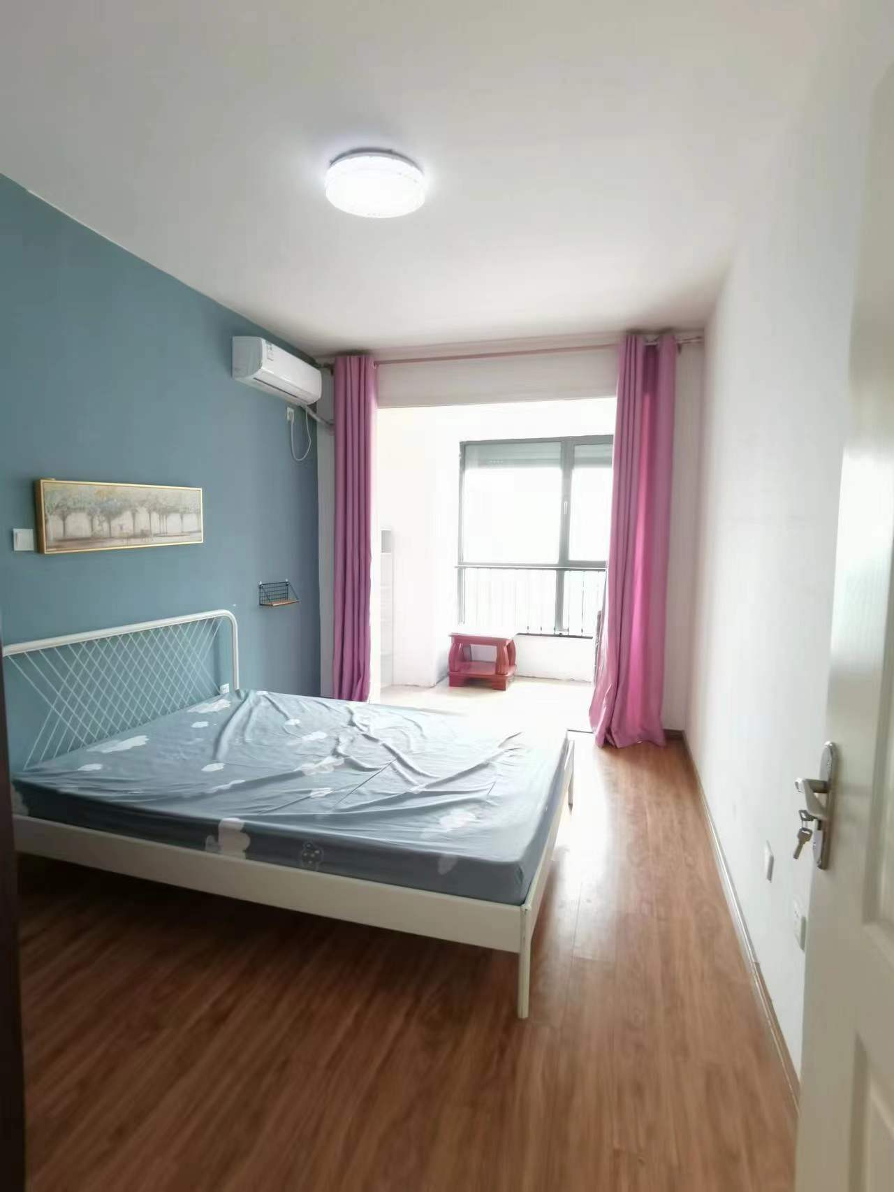 翠园 3室2厅2卫 135m&sup2;