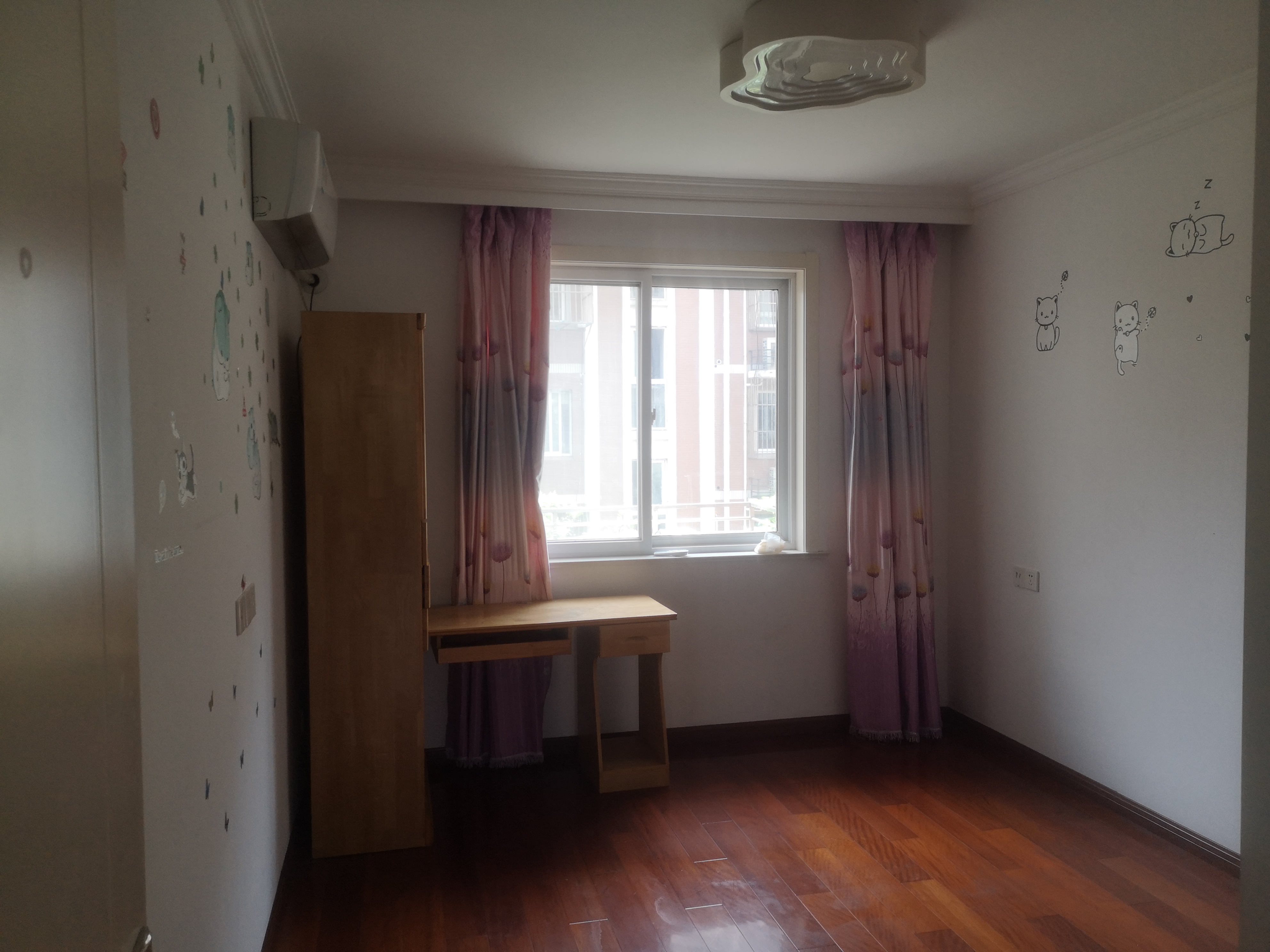 五山新苑 3室2厅1卫 94.00m&sup2;