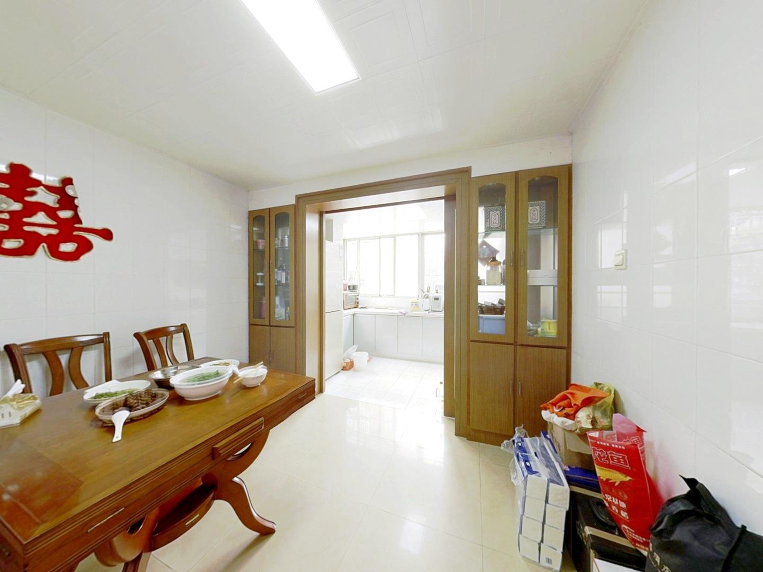 阳光花园 3室2厅1卫 129.42m&sup2;