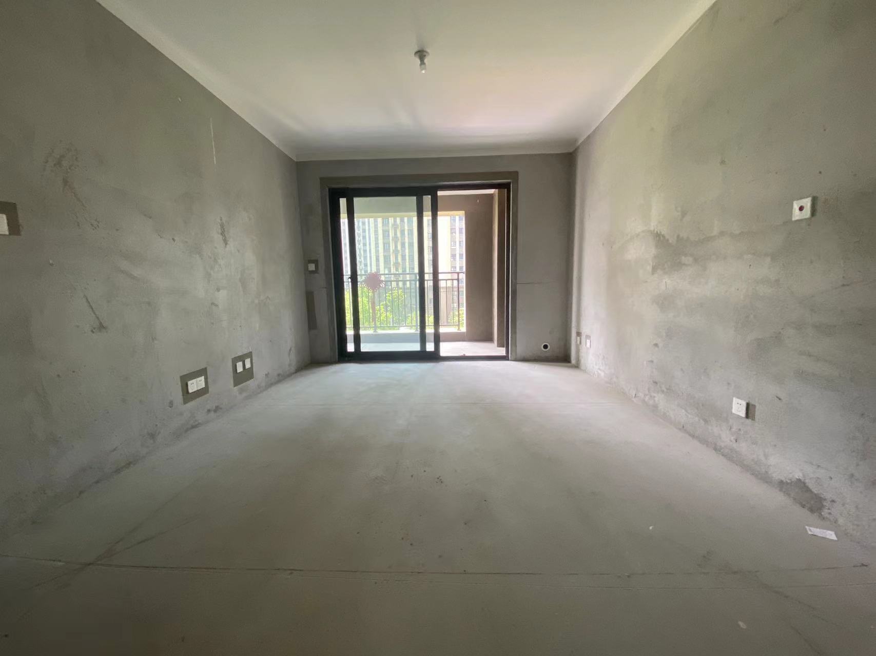 观澜台 3室2厅1卫 102m&sup2;