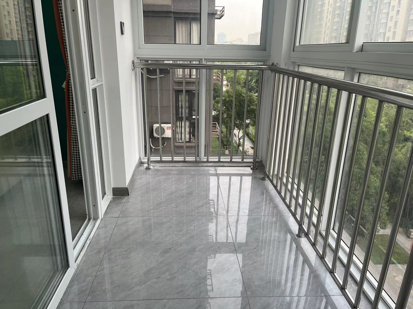 颐景苑 2室2厅1卫 95m&sup2;