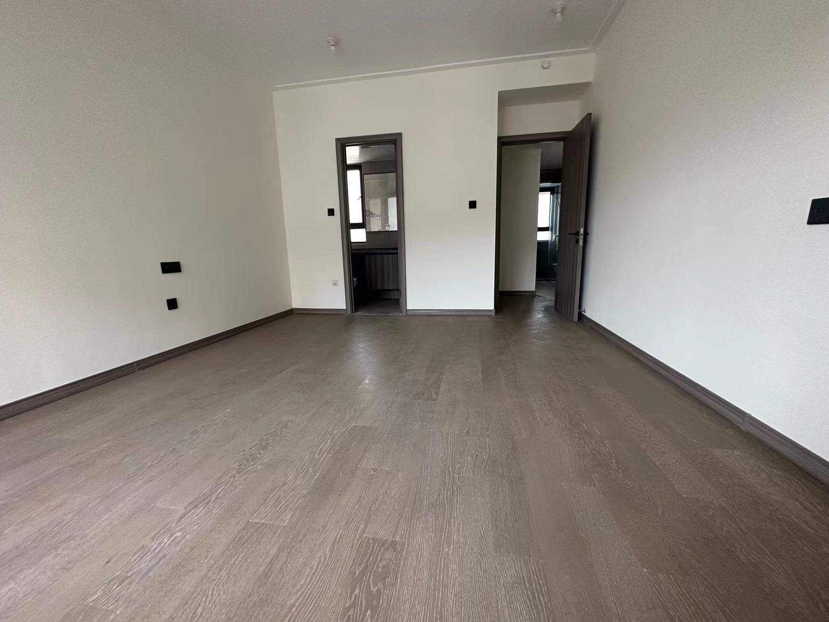 湖山源著 3室2厅2卫 127m&sup2;