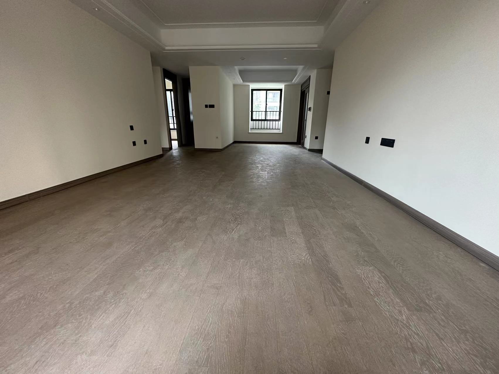 湖山源著 3室2厅2卫 127m&sup2;