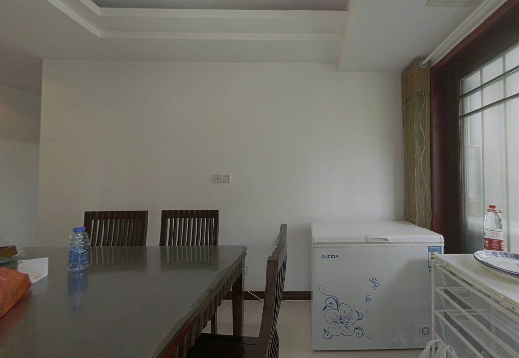 世纪城 3室2厅2卫 142m&sup2;