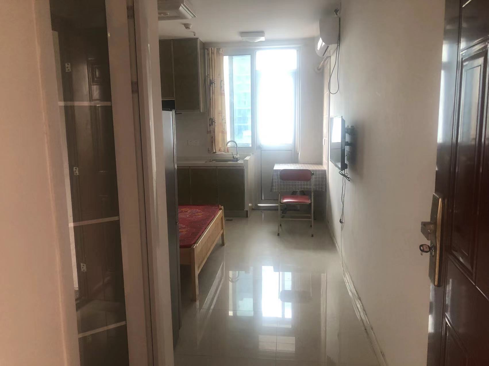 涌鑫八达通广场 1室1厅1卫 31m²
