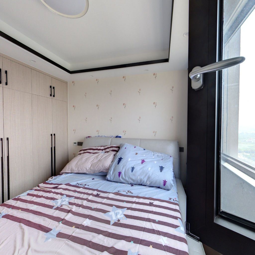 景瑞御府 3室2厅2卫 120m&sup2;