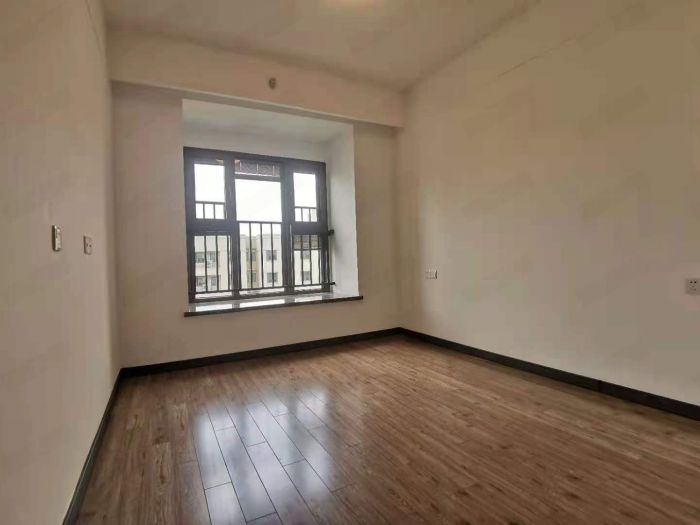 雅居乐鑫基中央公馆东区 4室2厅2卫 143m&sup2;