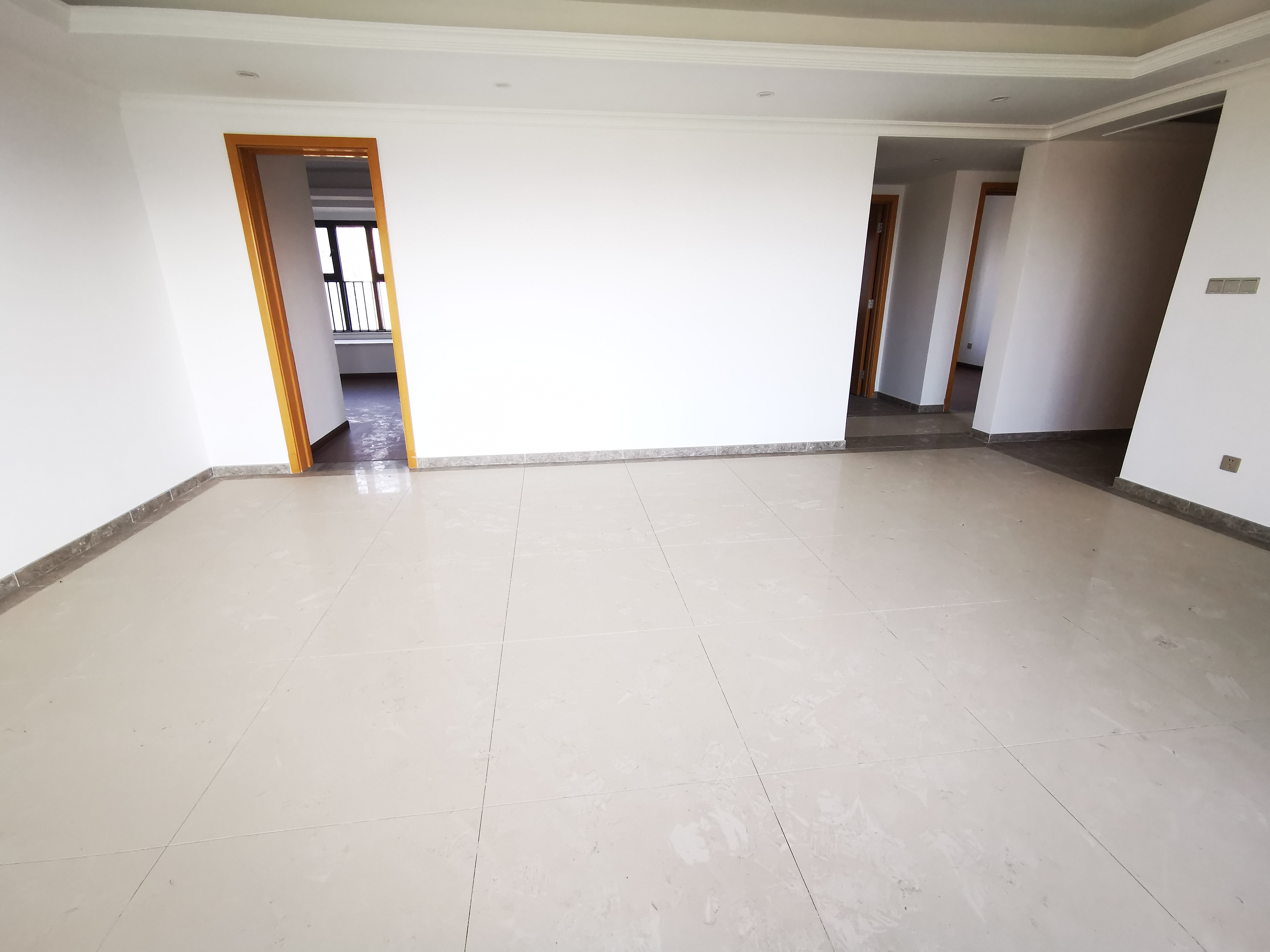富力院士廷 4室2厅2卫 171m²