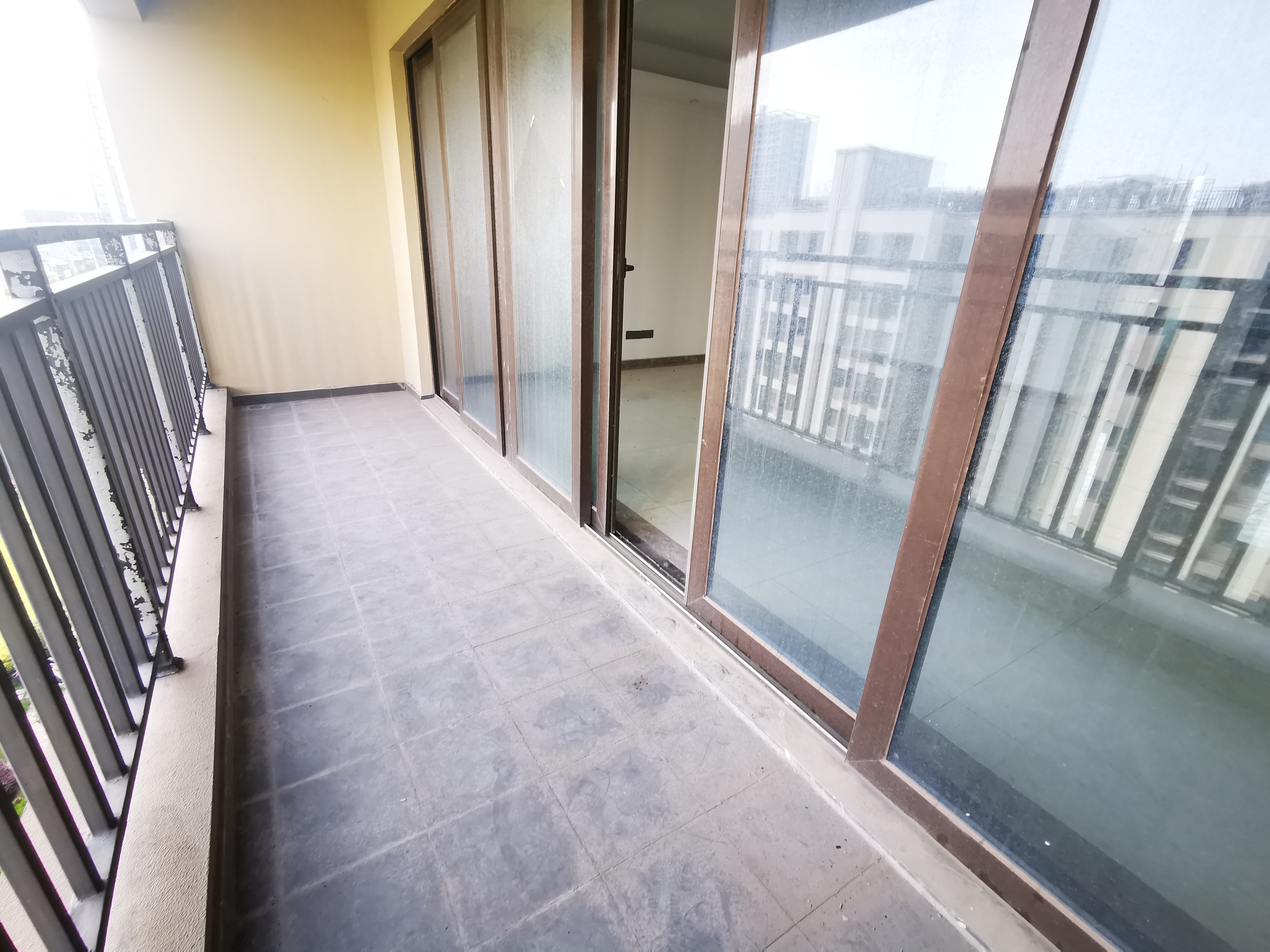 富力院士廷 4室2厅2卫 171m&sup2;
