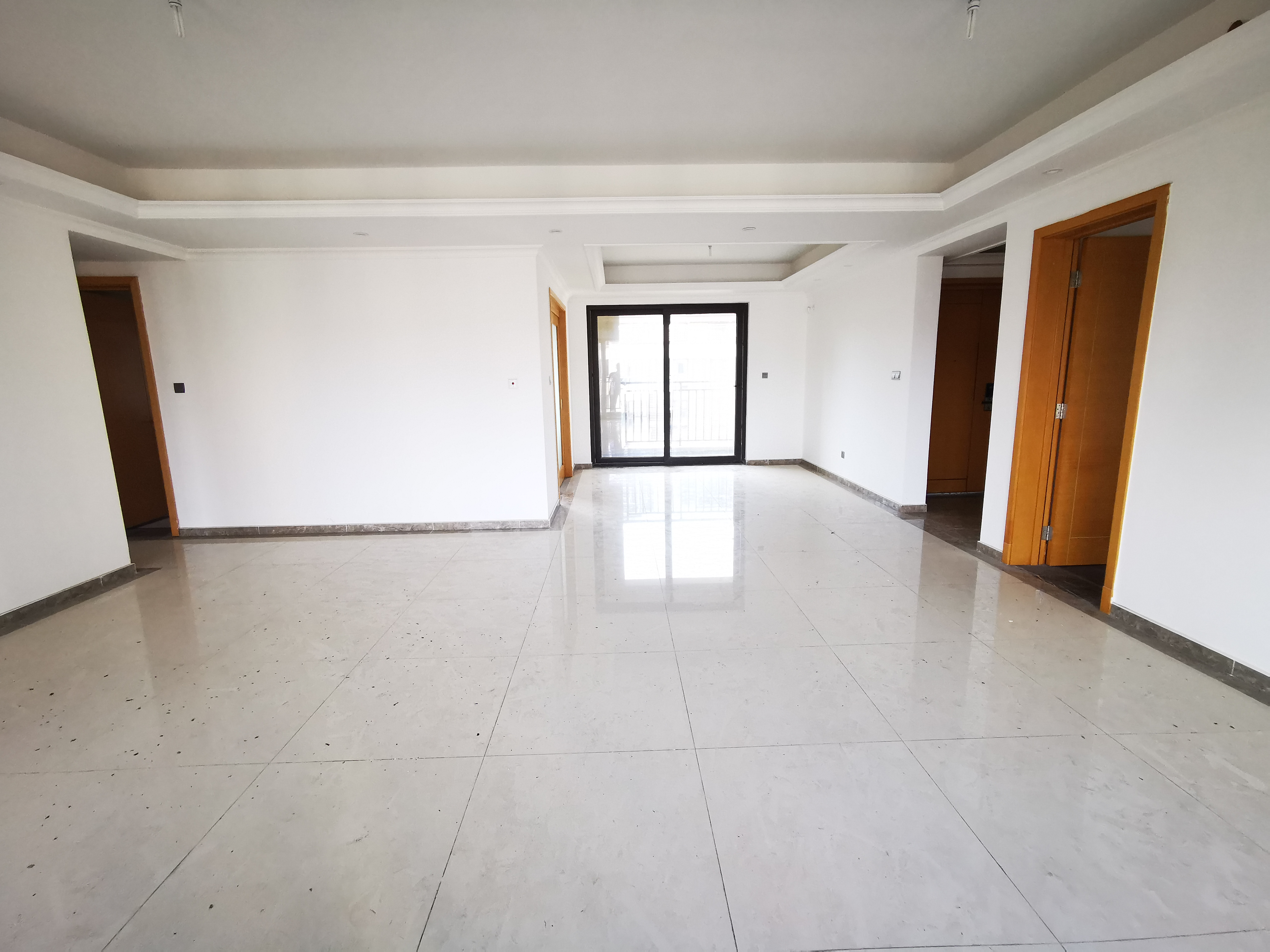 富力院士廷 4室2厅2卫 171m&sup2;