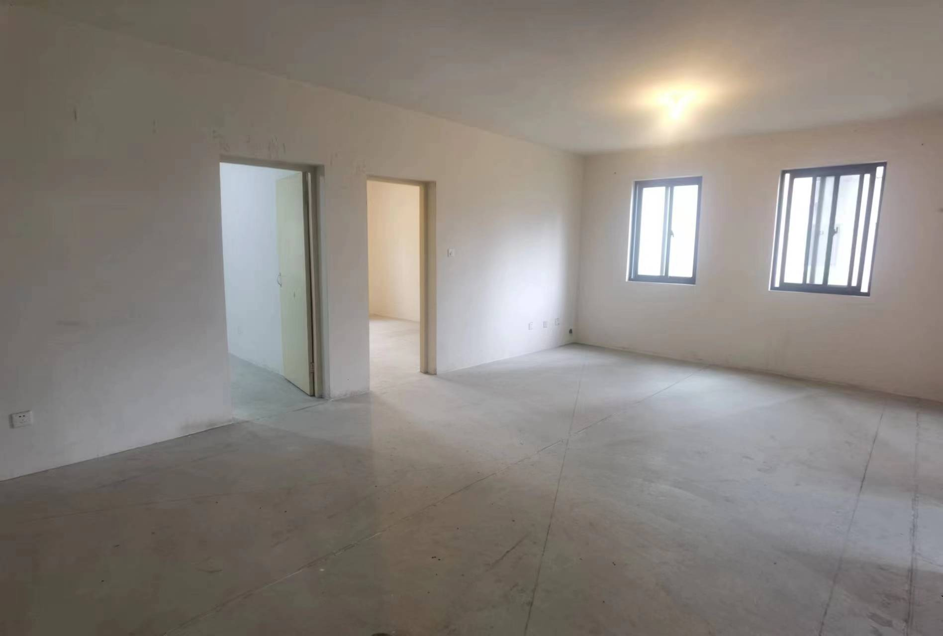 星嘉花园 3室2厅1卫 137m&sup2;