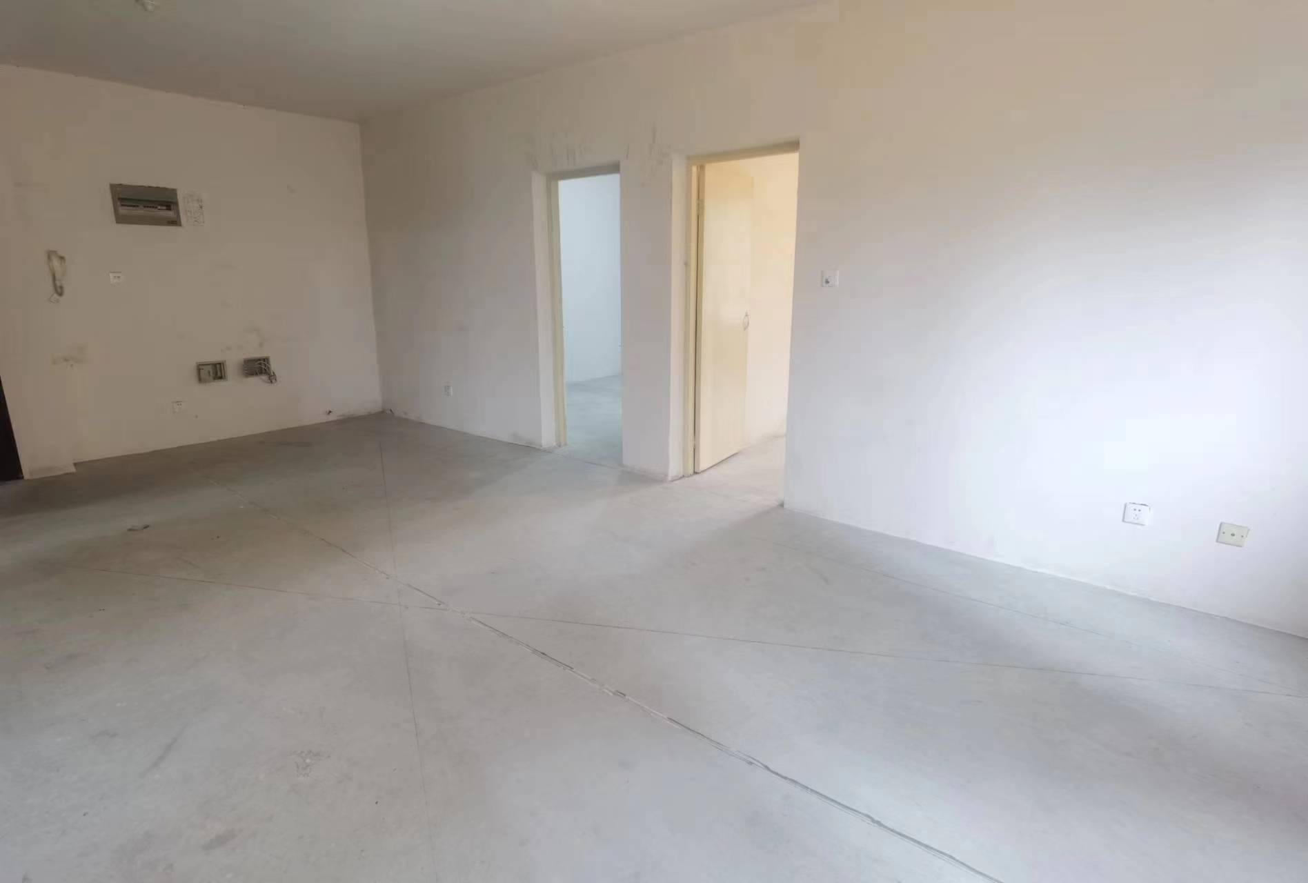 星嘉花园 3室2厅1卫 137m&sup2;