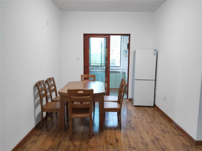 翠园 4室2厅2卫 143.00m&sup2;