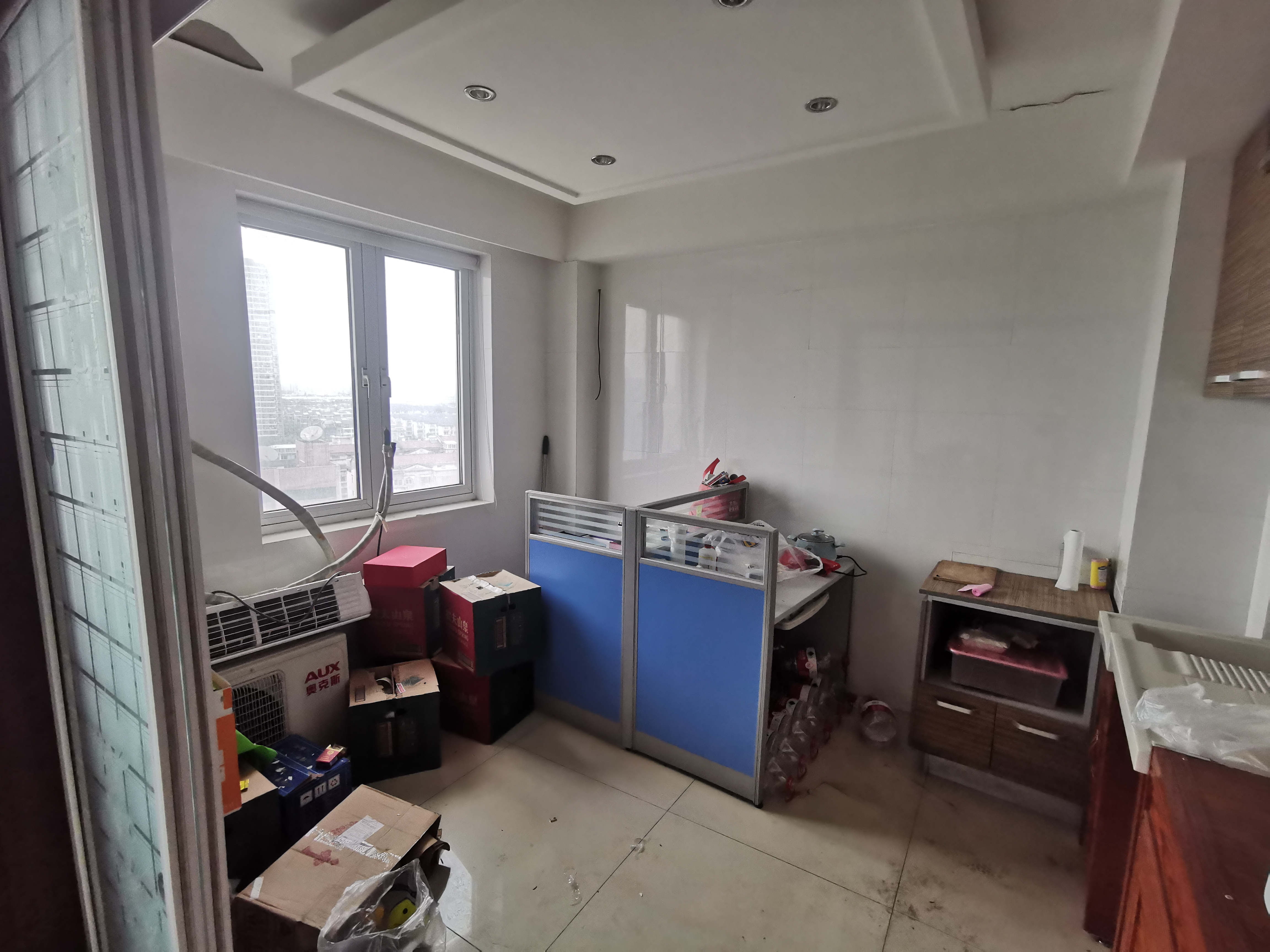 玖珑城 4室2厅2卫 198.00m&sup2;