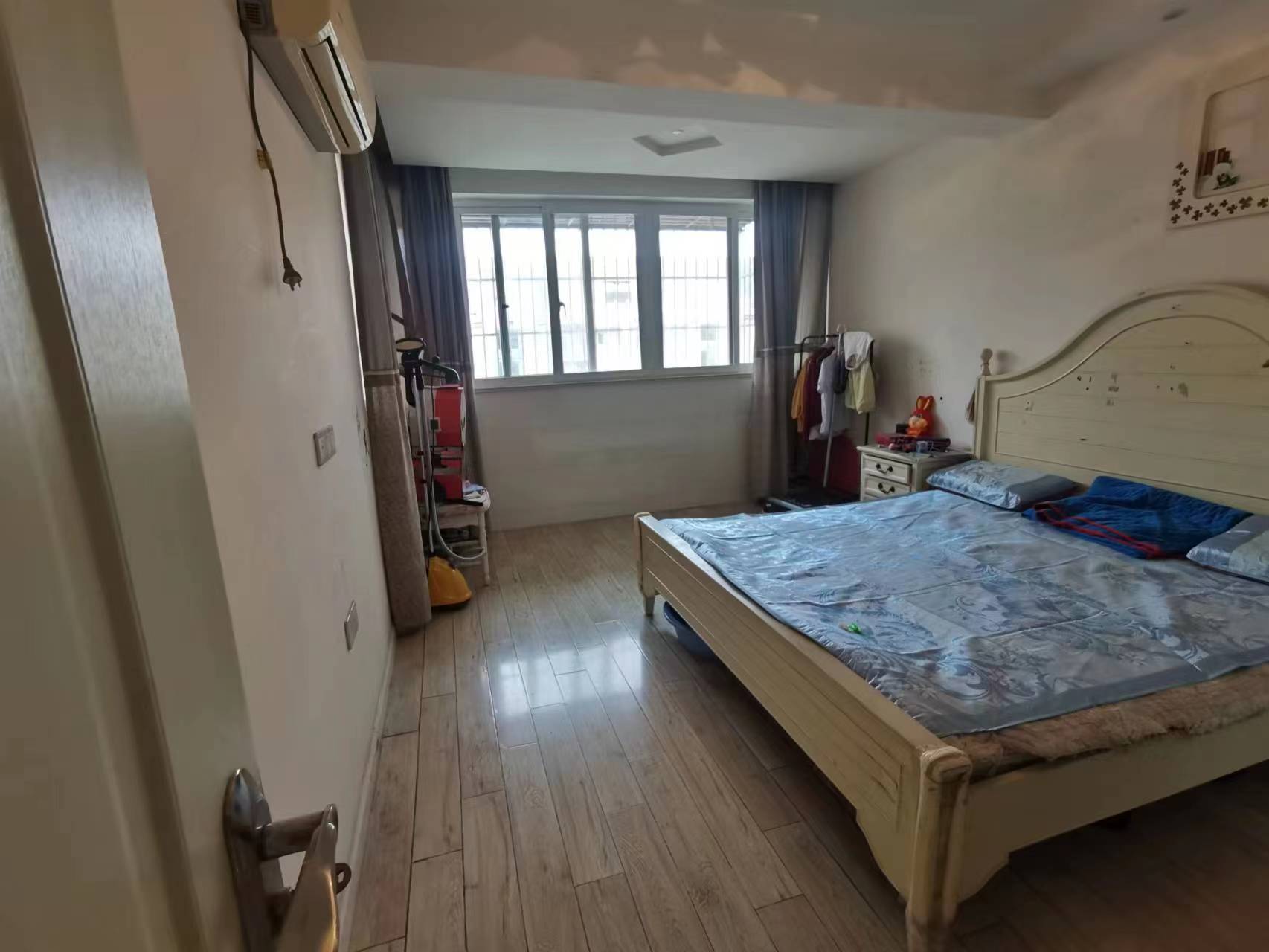紫东花苑 3室1厅1卫 53m&sup2;