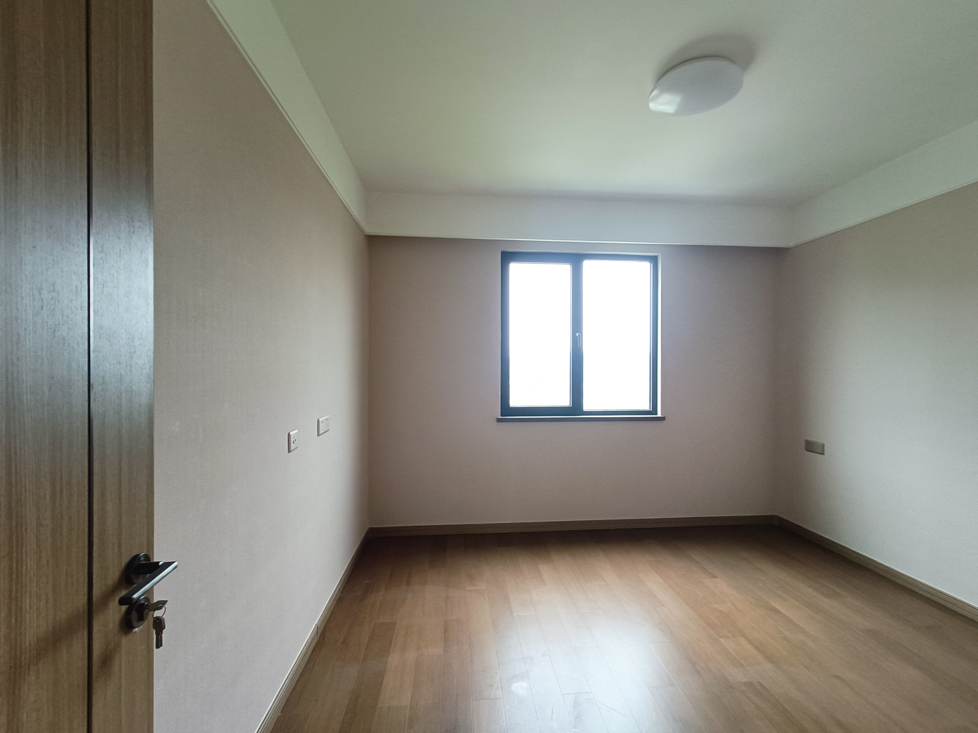 中海翠湖溪岸 4室2厅2卫 142m&sup2;