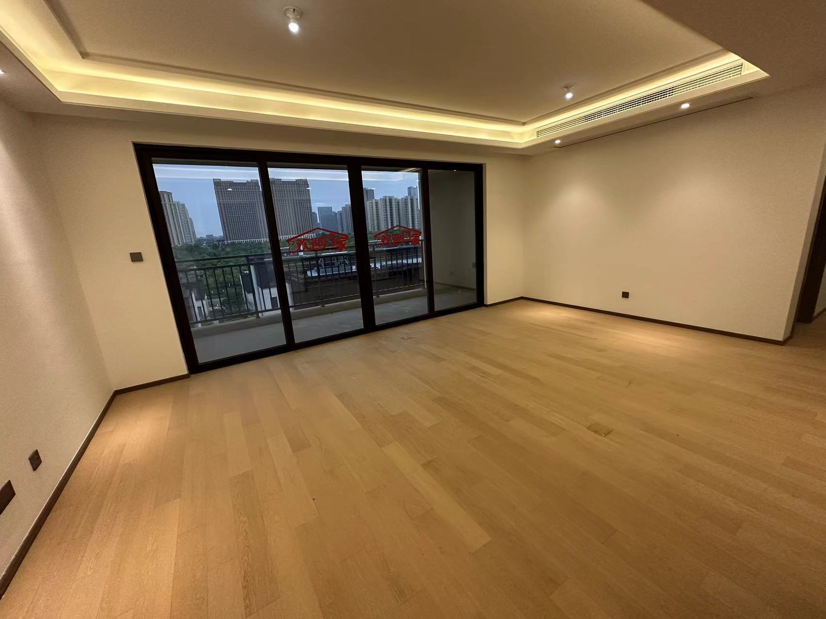 春风南岸西园 4室2厅2卫 167m²