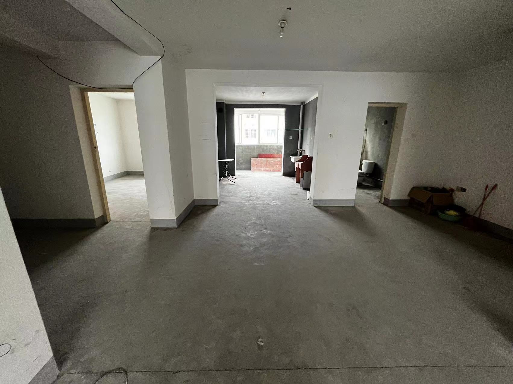 世纪新城 5室3厅2卫 206m&sup2;