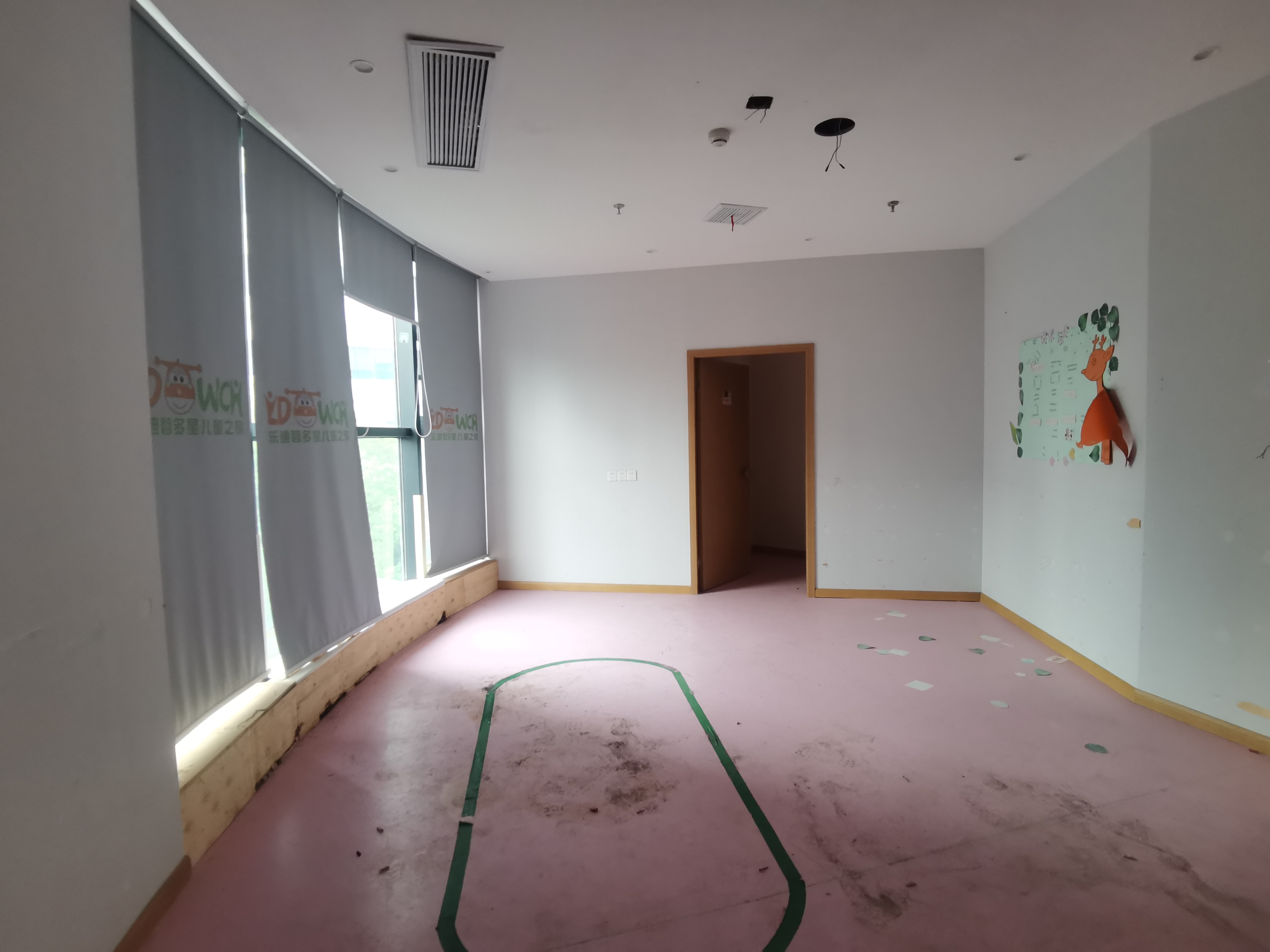中南世纪城北区 1-3层商铺