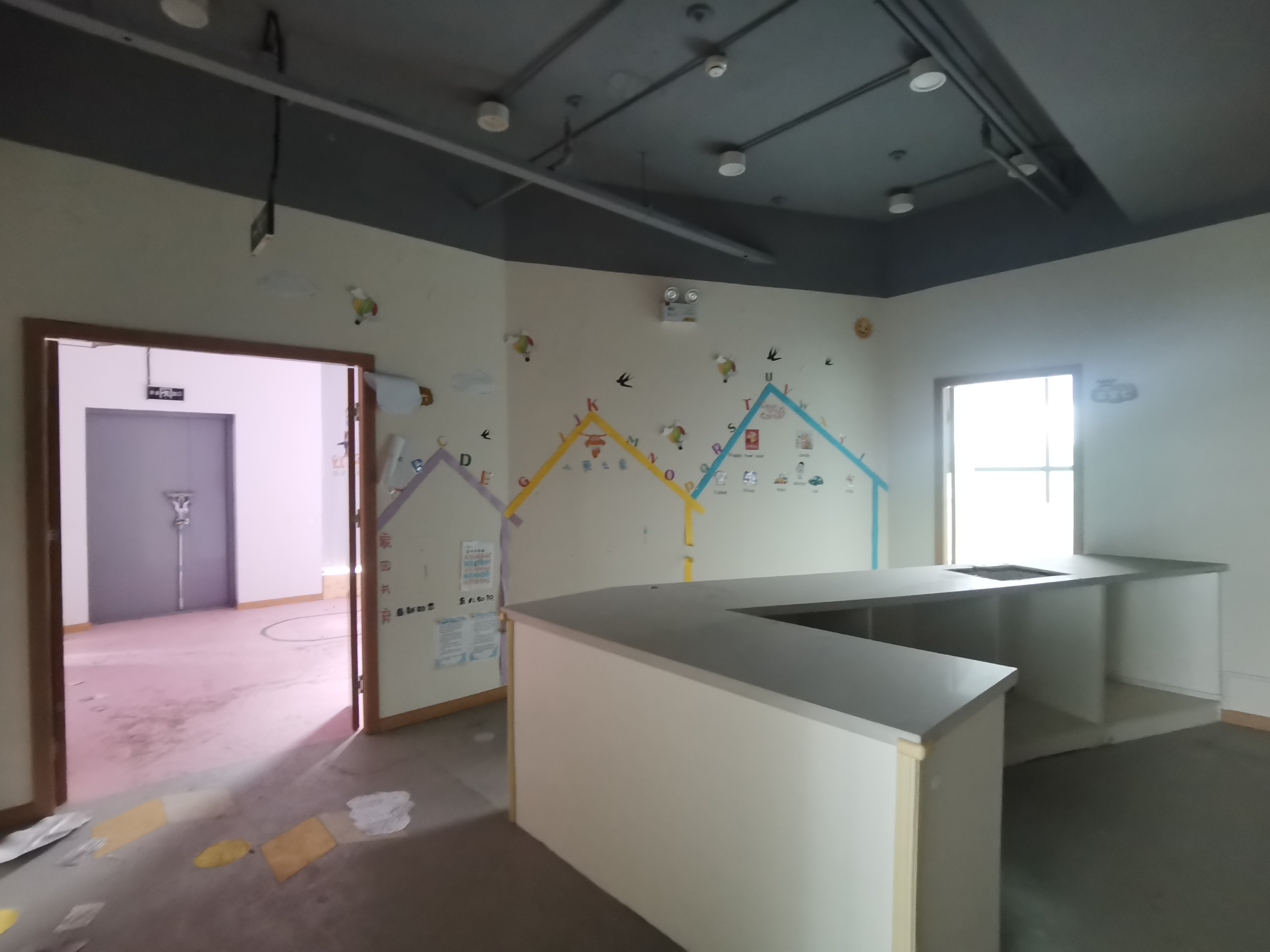 中南世纪城北区 1-3层商铺