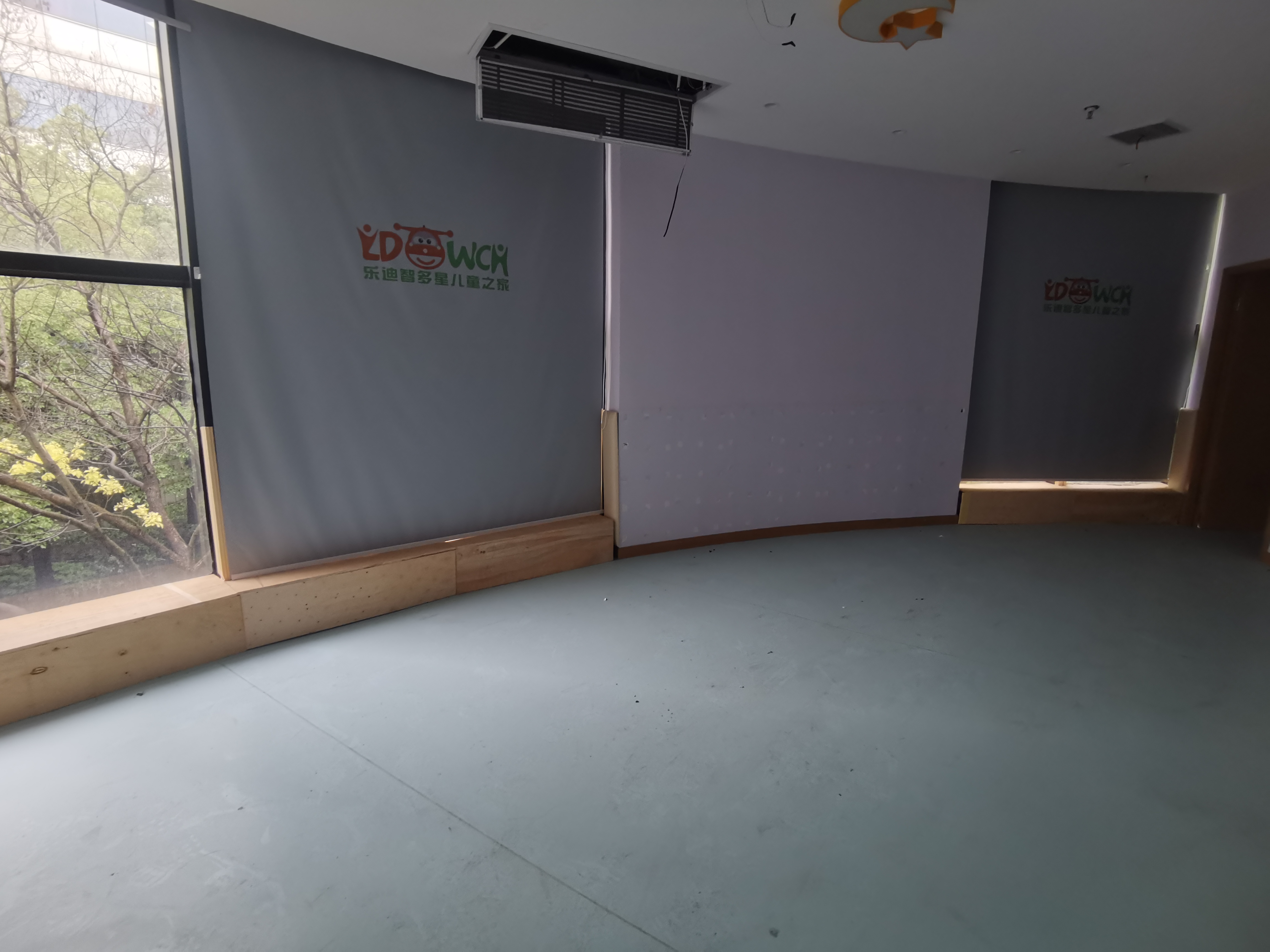 中南世纪城北区 1-3层商铺