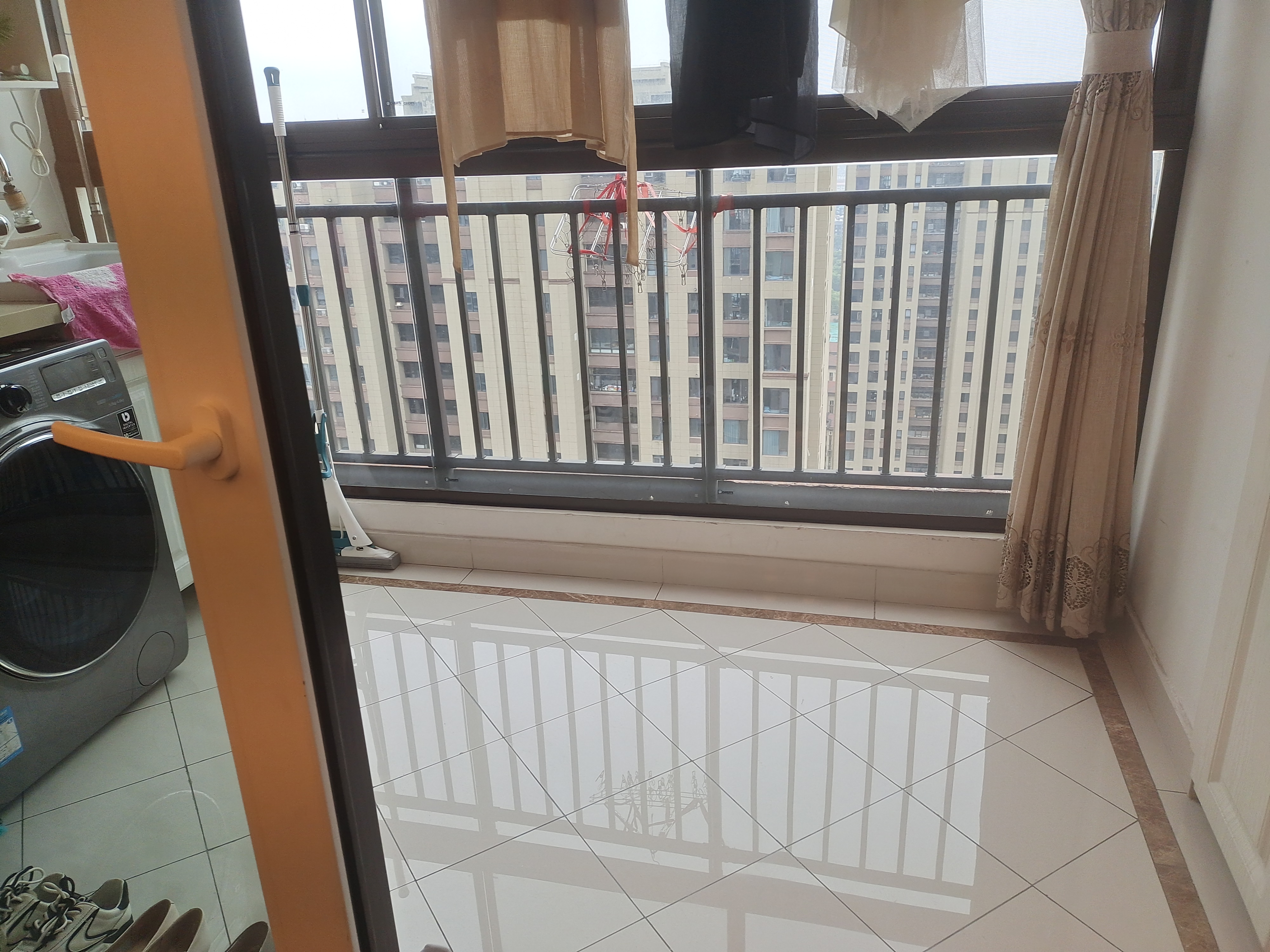 万科濠河传奇 4室2厅2卫 134.47m&sup2;