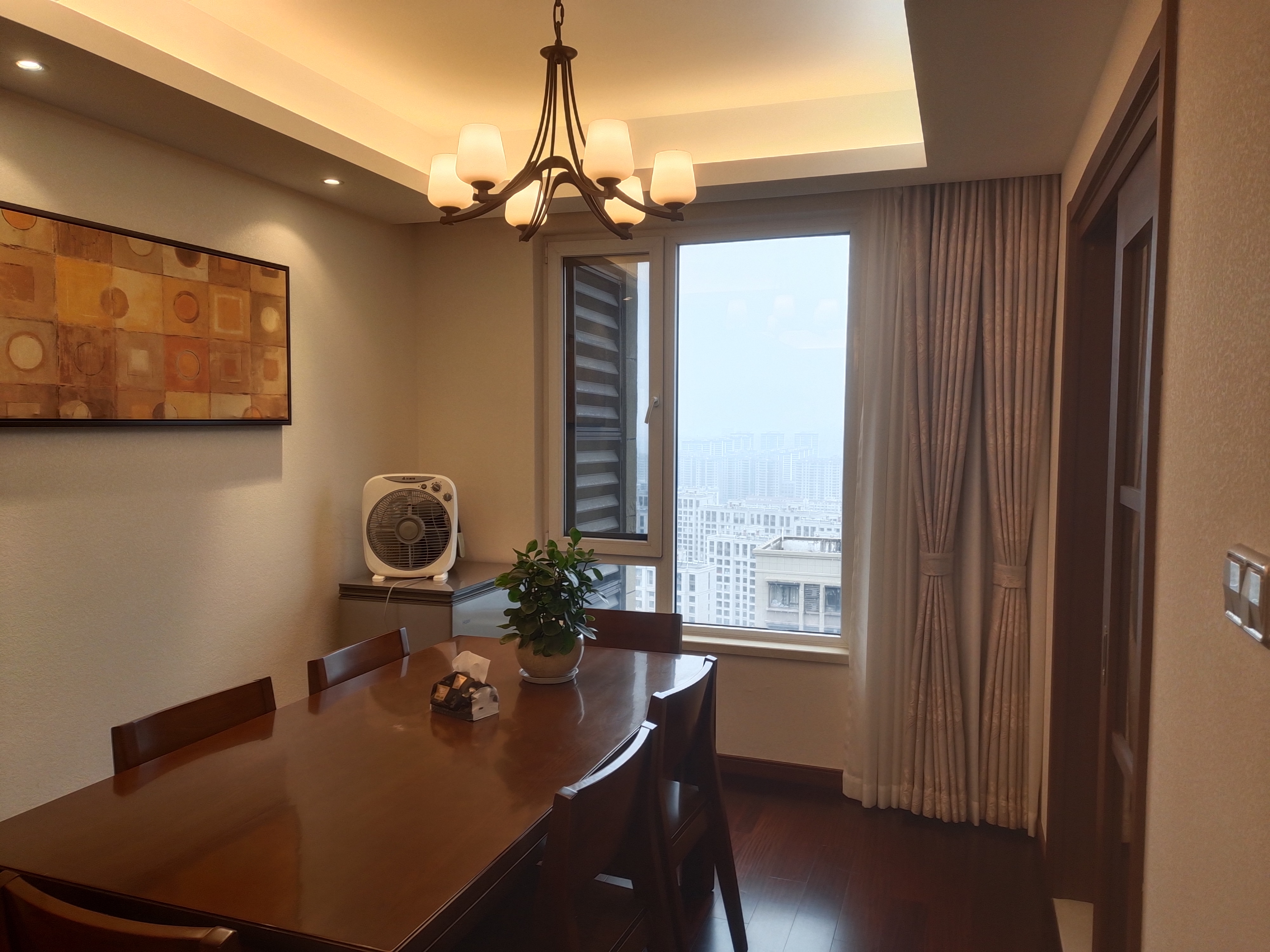 万科濠河传奇 4室2厅2卫 134.47m&sup2;