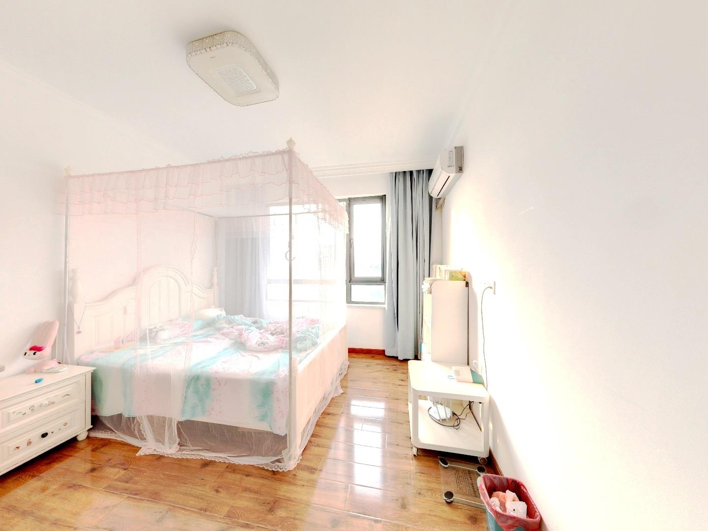 景华城 3室1厅1卫 132.00m&sup2;