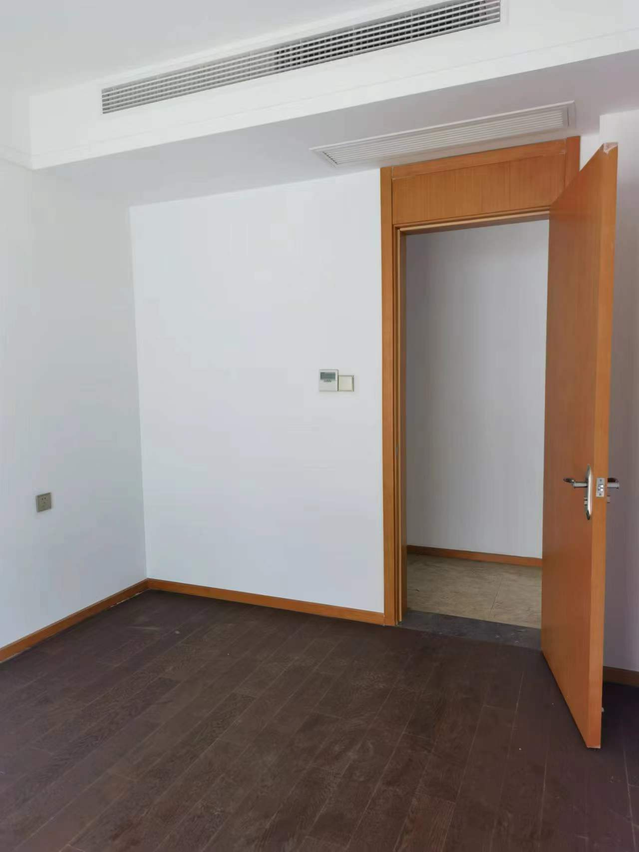 中南熙悦(南通经济技术开发区) 4室2厅2卫 122m&sup2;