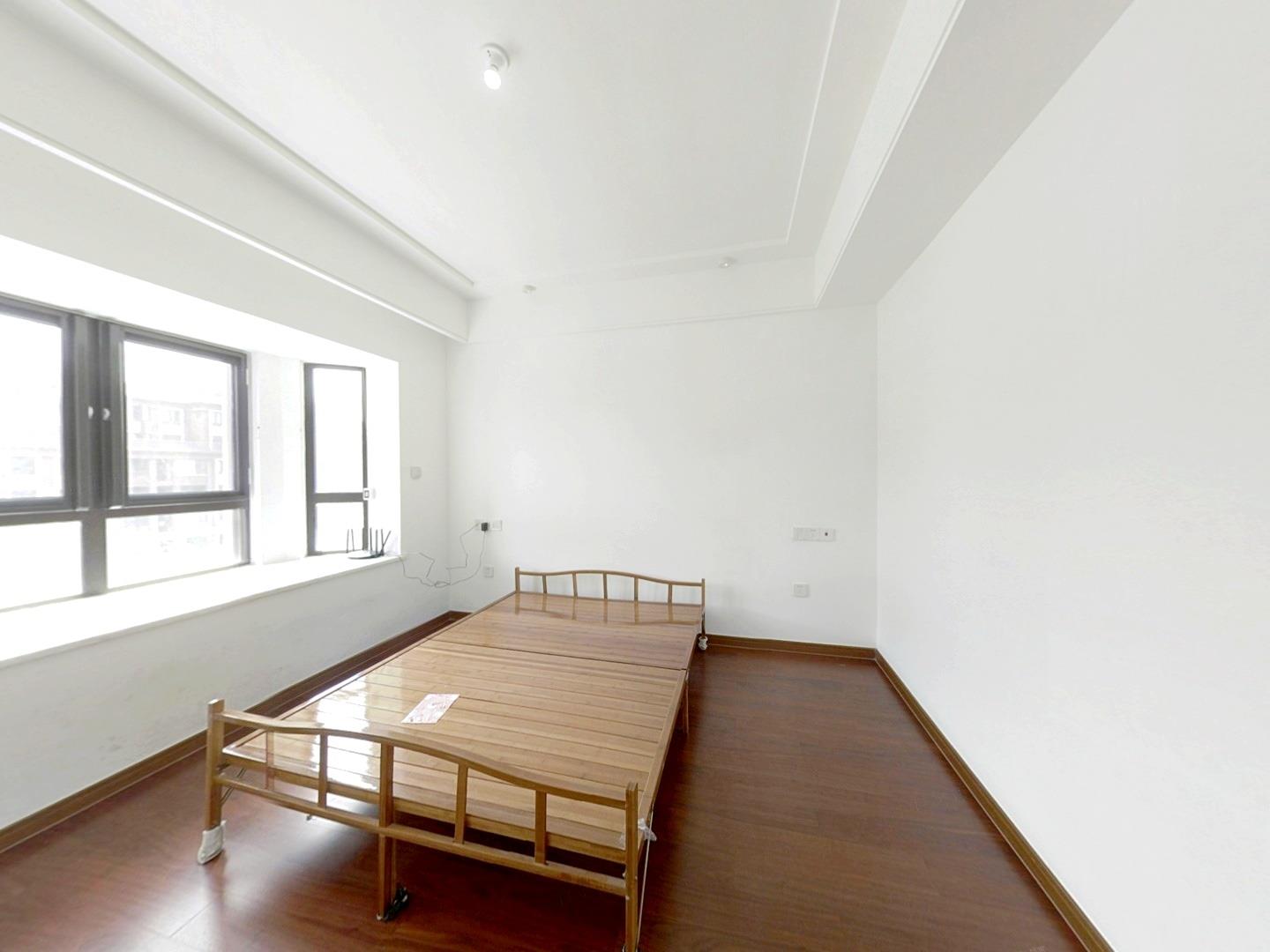 盛和九里香堤二期 4室2厅2卫 134.00m&sup2;