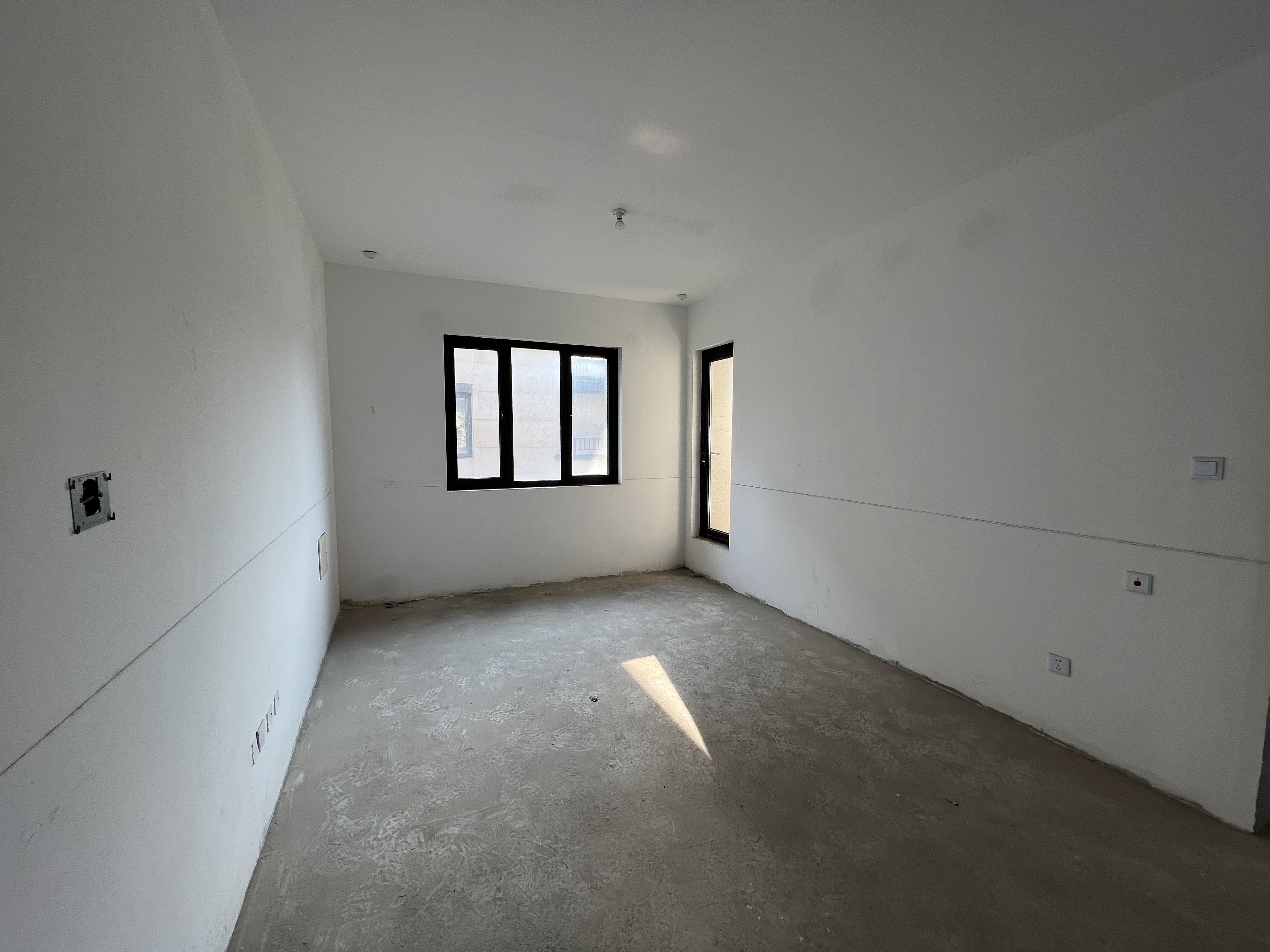 新瑞文化翡翠园 5室2厅3卫 500m&sup2;